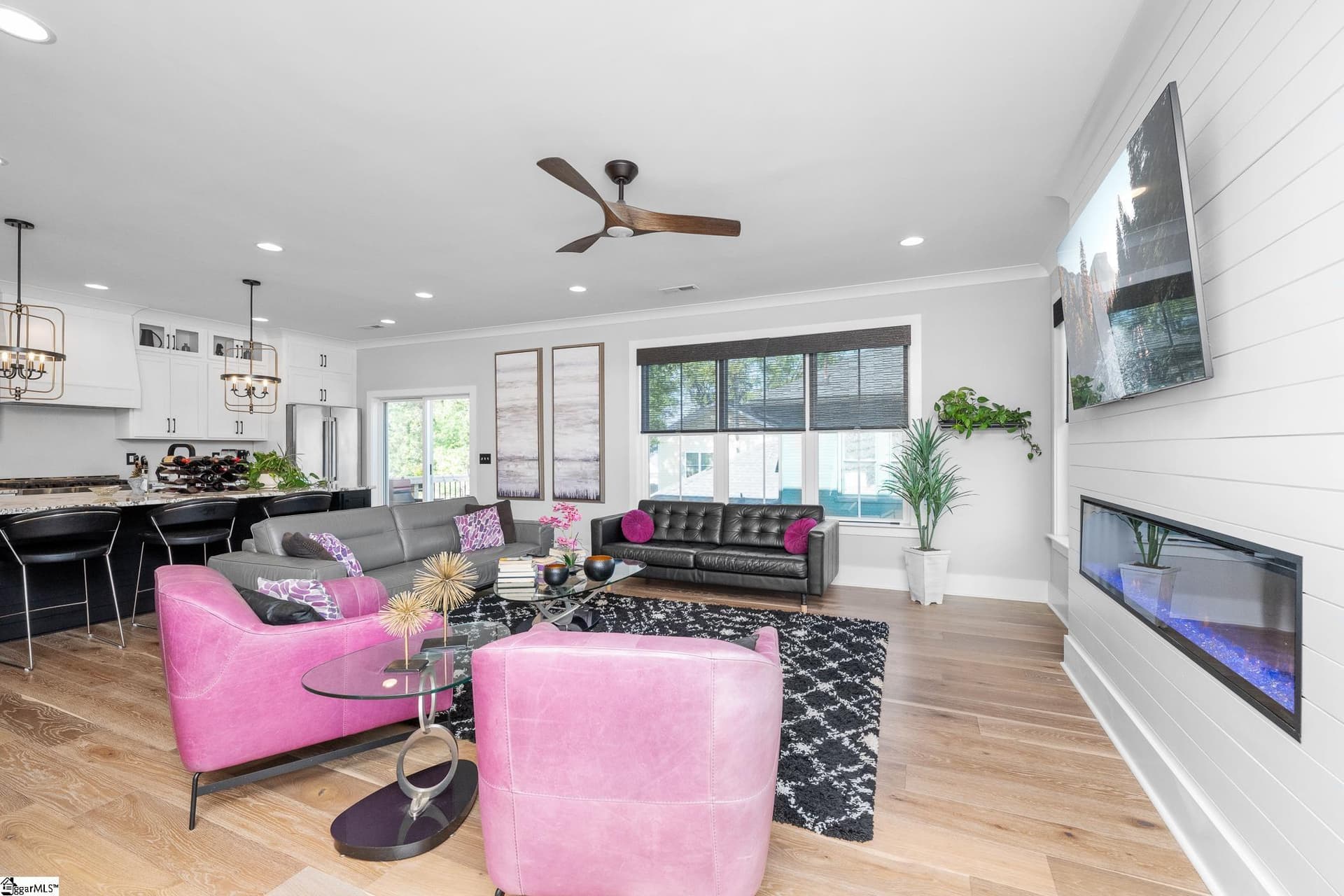 Property image 4 at 14 Perry Avenue, Greenville, SC 29601-2400