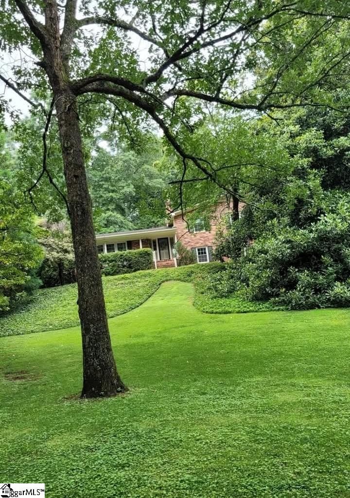 Property image 2 at 19 Terramont Drive, Greenville, SC 29615