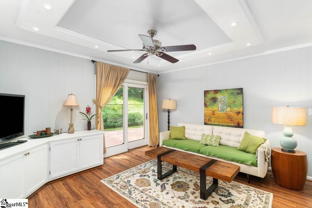Property image 4 at 19 Terramont Drive, Greenville, SC 29615