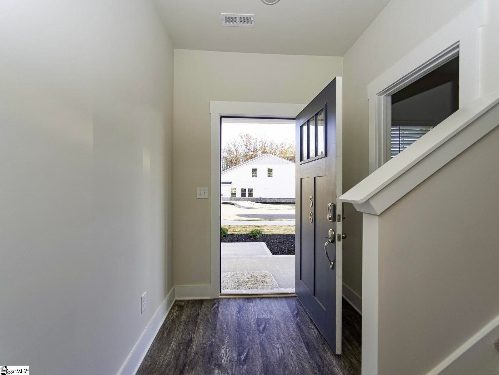 Property image 2 at 33 Galley Lane, Greenville, SC 29607