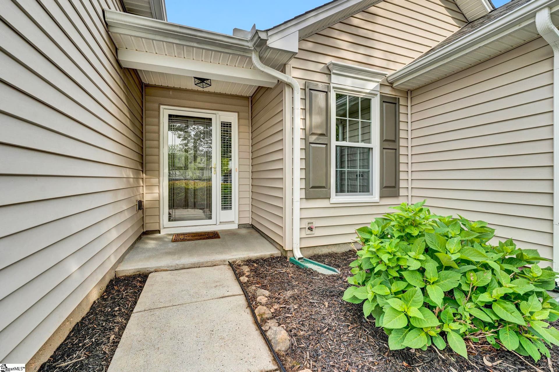Property image 3 at 953 Breezewood Court, Greer, SC 29651