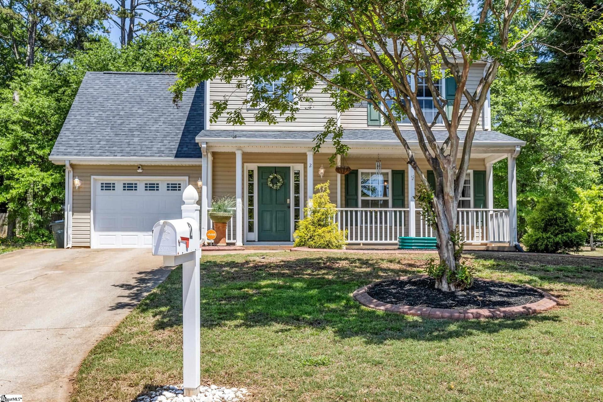 Country Club Crossing, Greer Community