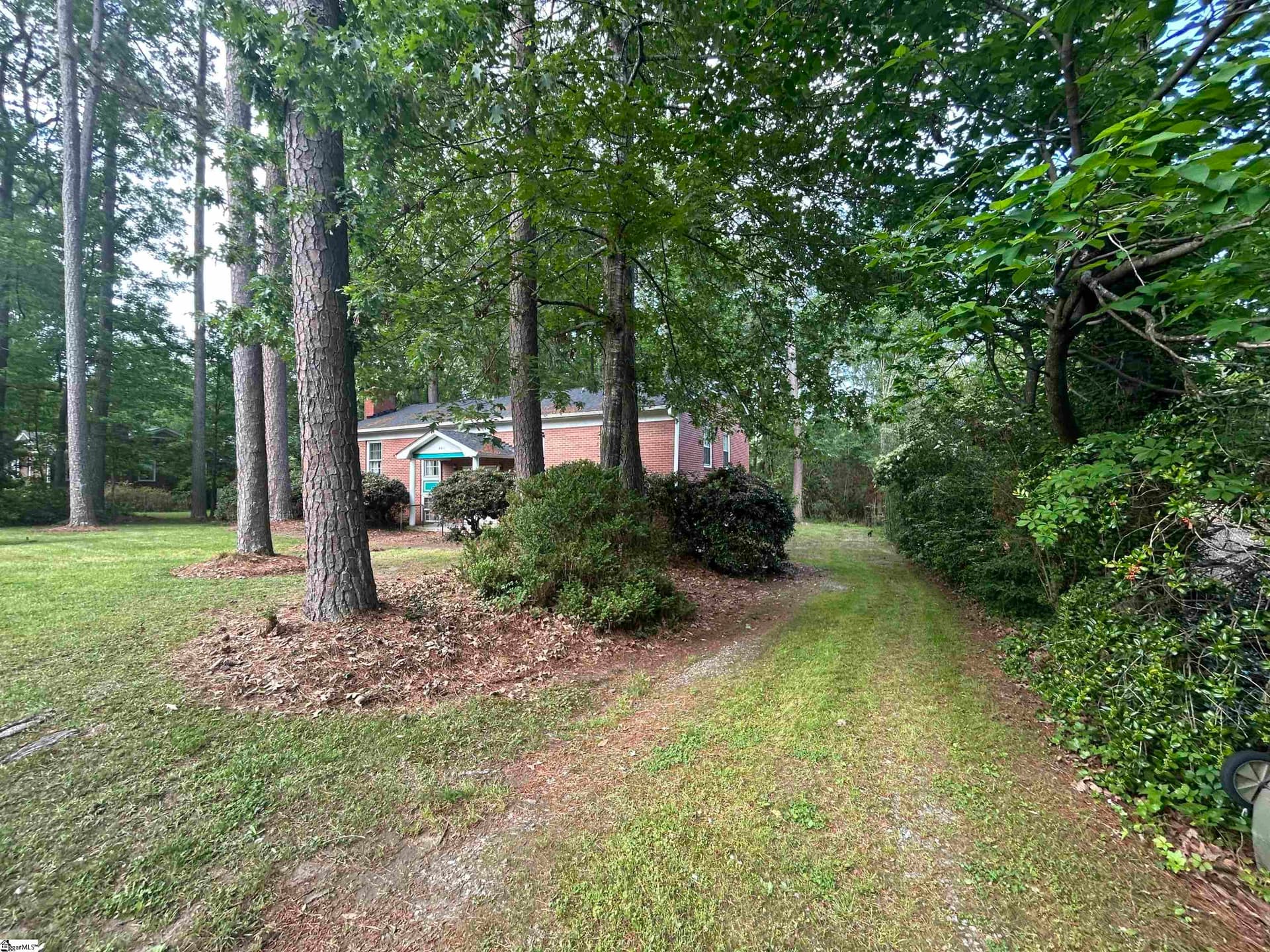 Property image 5 at 402 Chestnut Street, Clinton, SC 29325