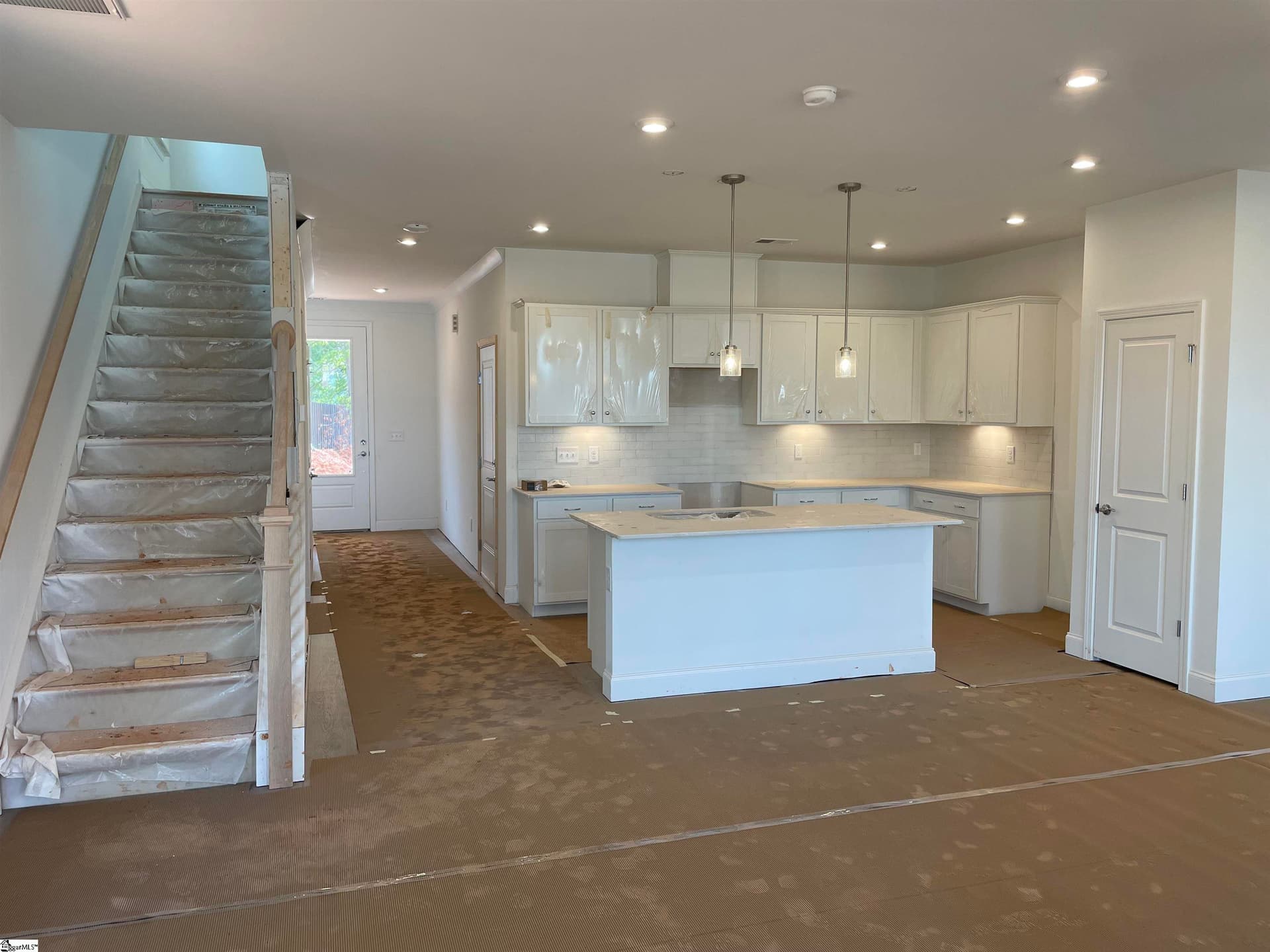 Property image 2 at 19 Merganser Court, Greenville, SC 29607