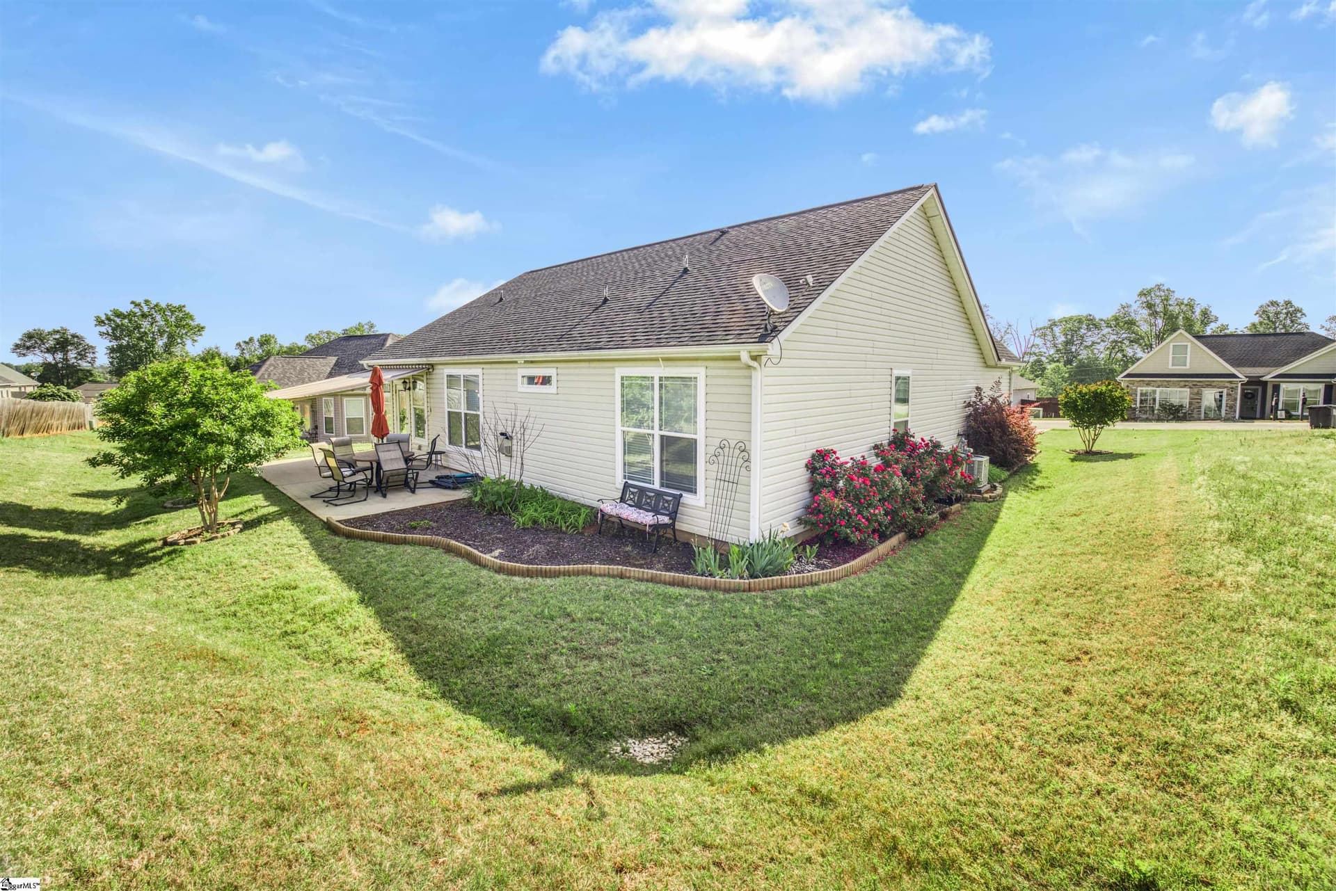 Property image 2 at 127 Alberta Circle, Piedmont, SC 29673