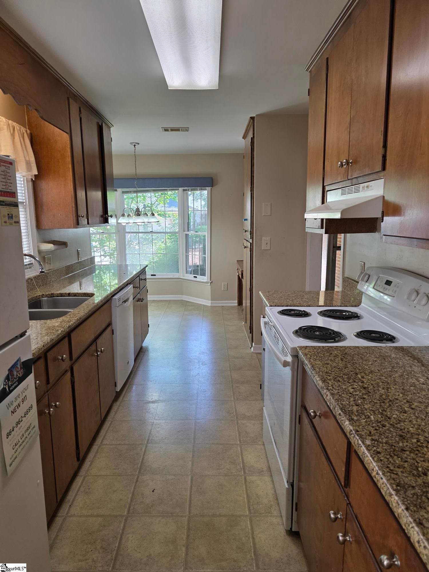 Property image 3 at 604 Dove Terrace, Greenville, SC 29605