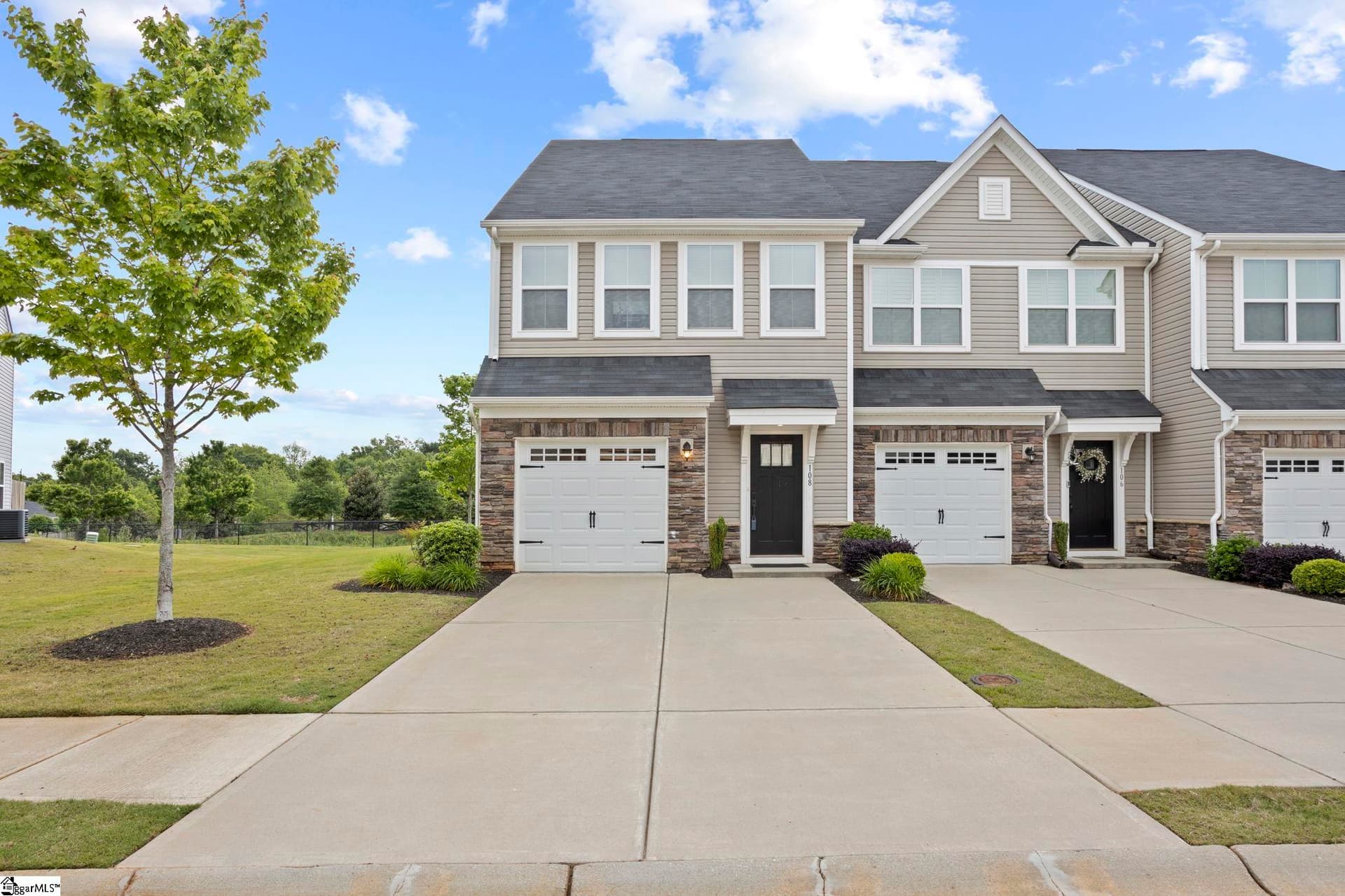 Brookwood Commons, Simpsonville Community