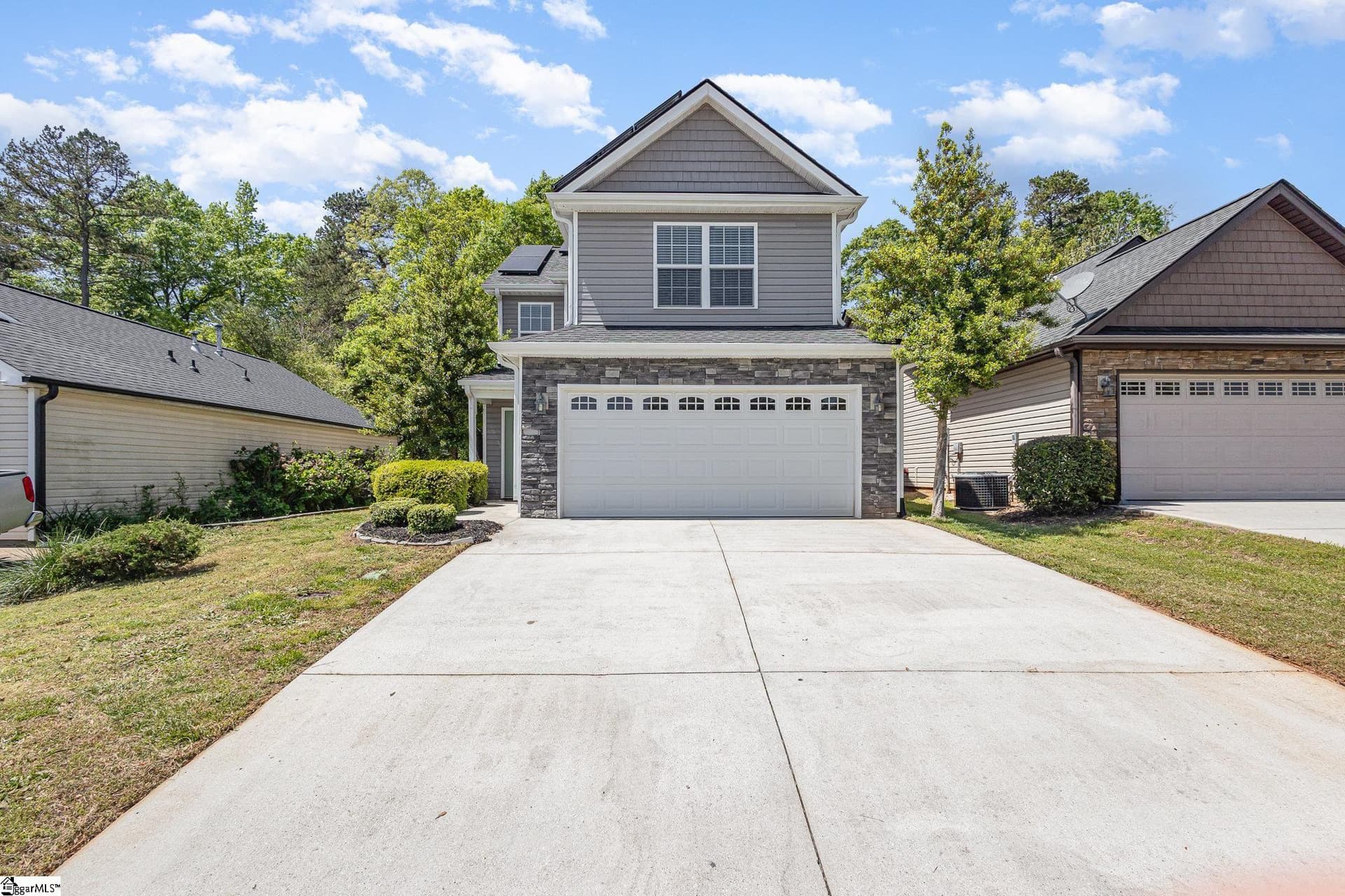 Property image 2 at 301 Glenlea Lane, Greenville, SC 29617