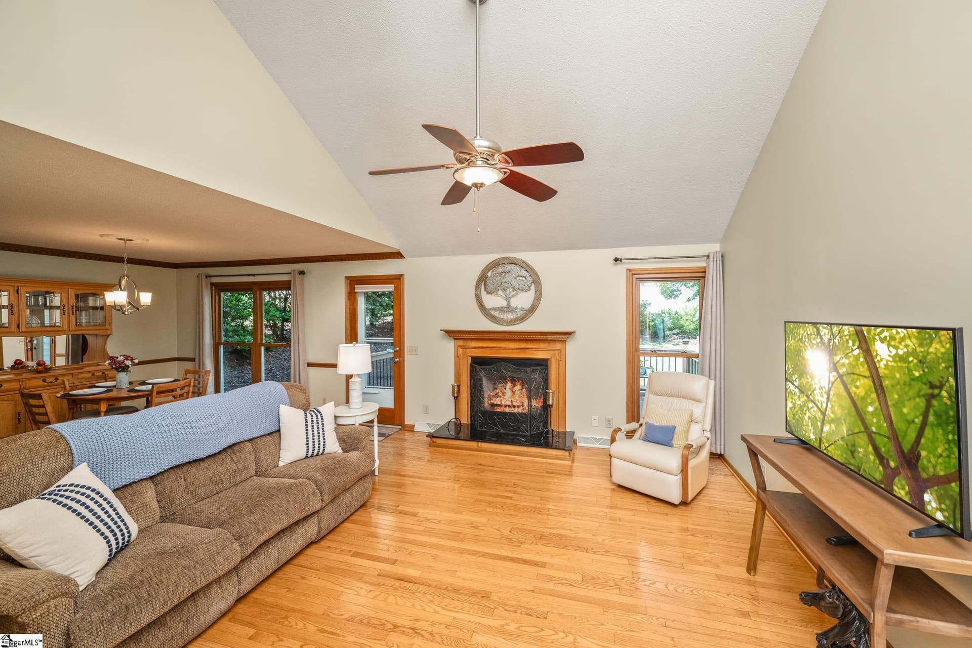 Property image 4 at 25 Chosen Court, Greer, SC 29650