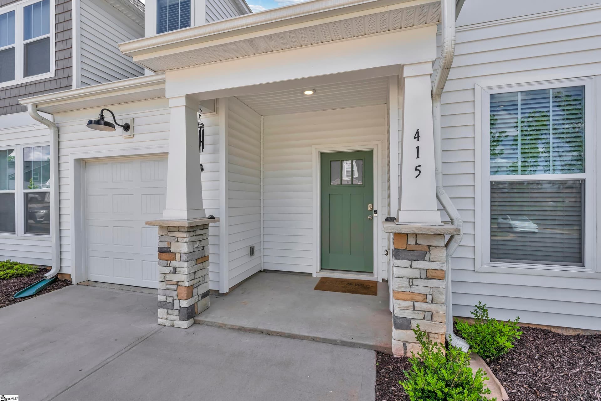 Property image 2 at 415 Ambleside Lane, Greenville, SC 29605