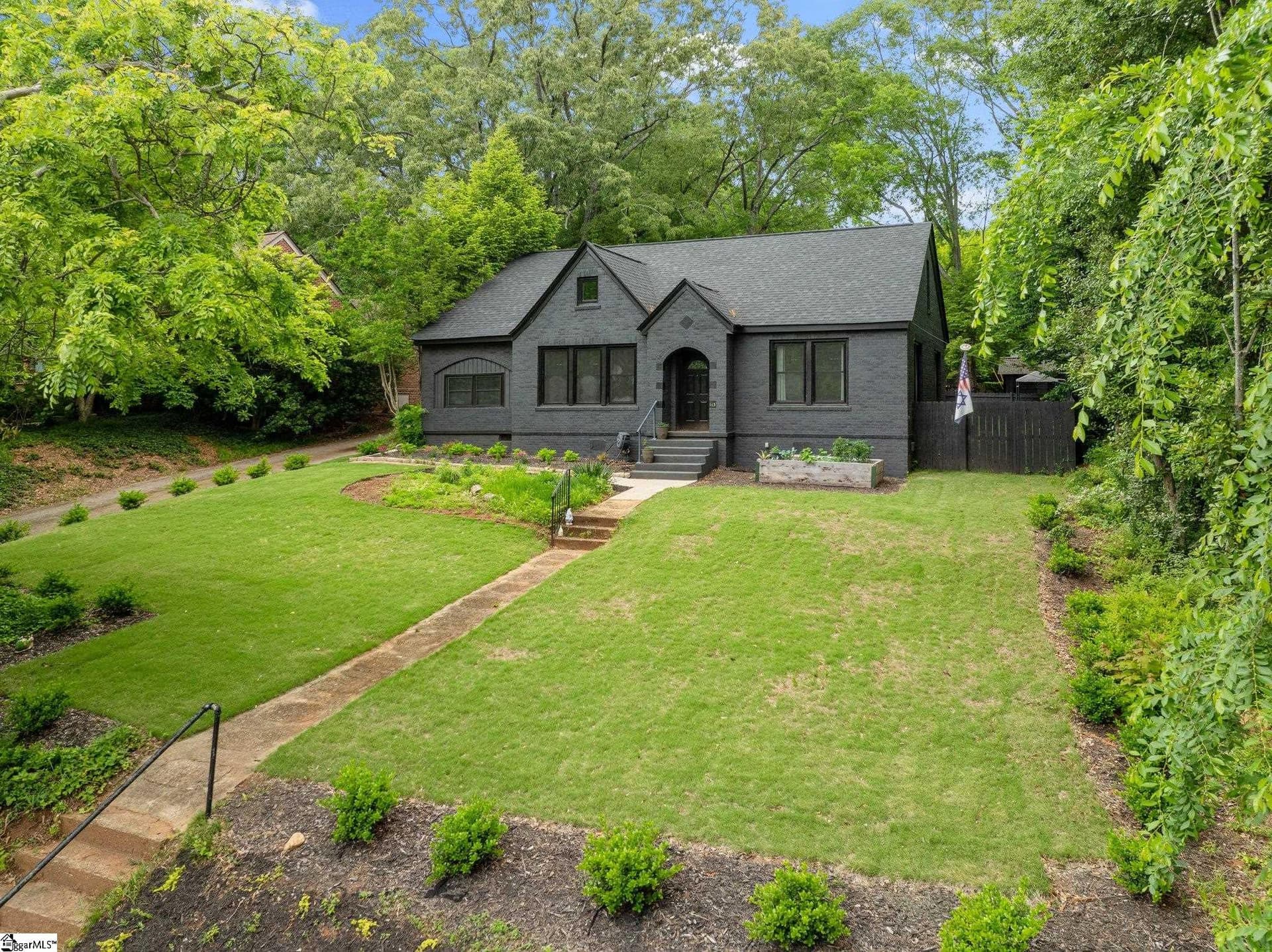 Property image 2 at 113 Gallivan Street, Greenville, SC 29609