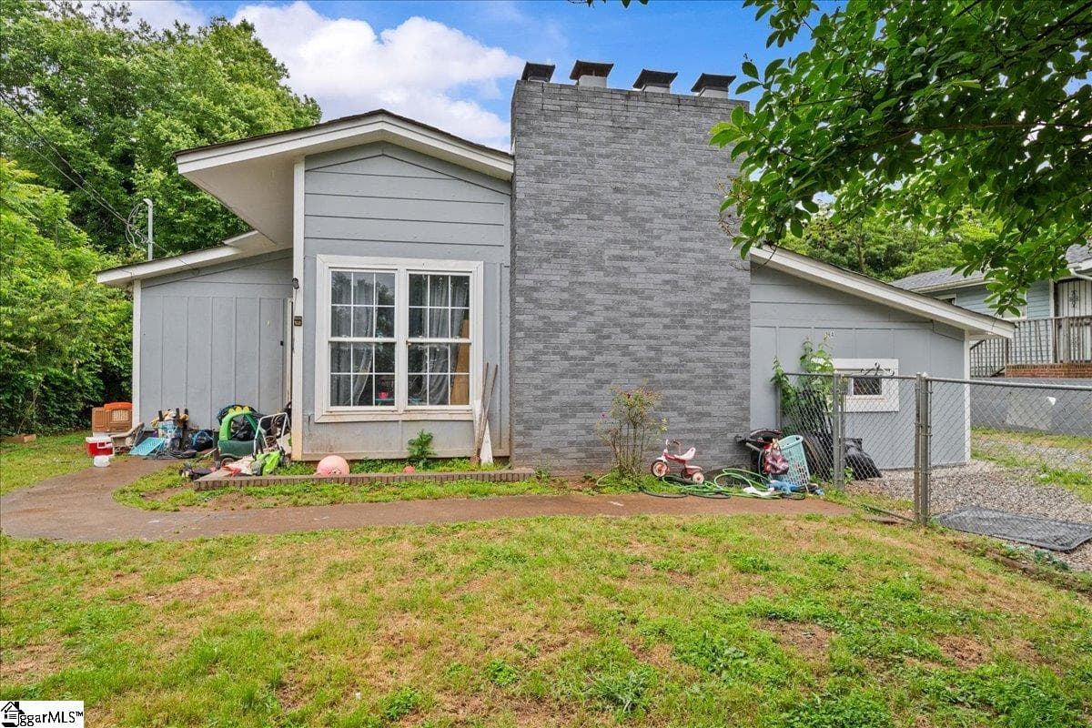 114 Stratford Road