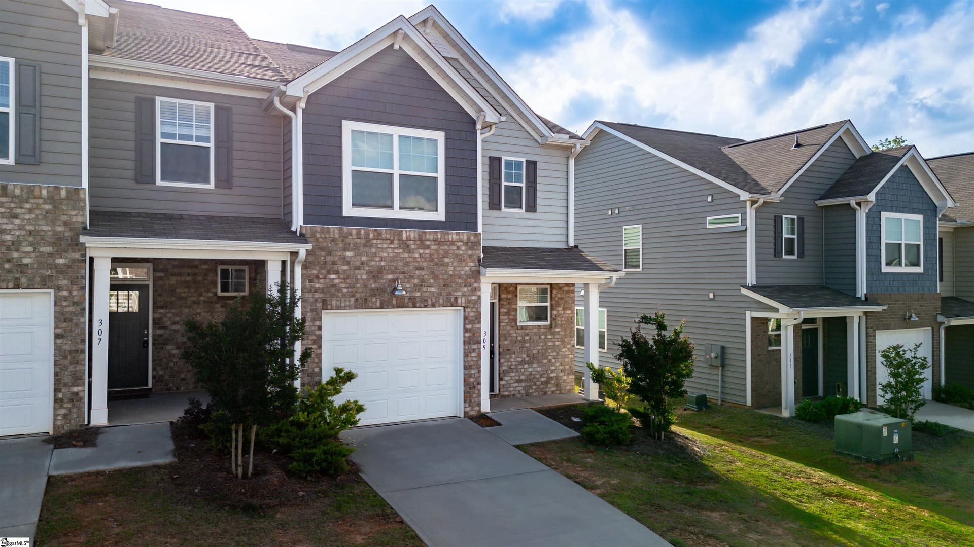 Property image 3 at 309 E Compass Way, Easley, SC 29640