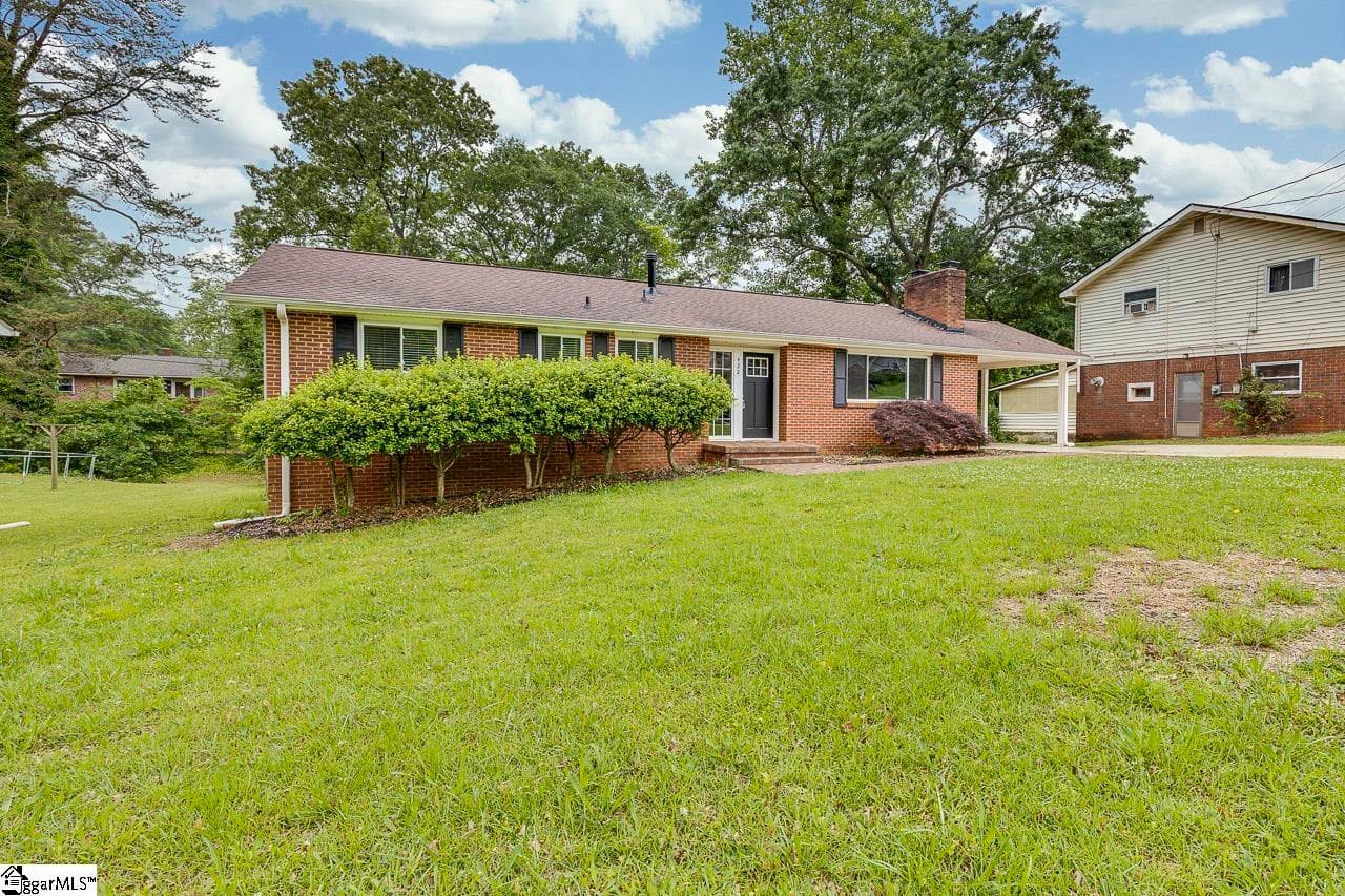 Property image 3 at 422 Fairmont Drive, Greenville, SC 29605