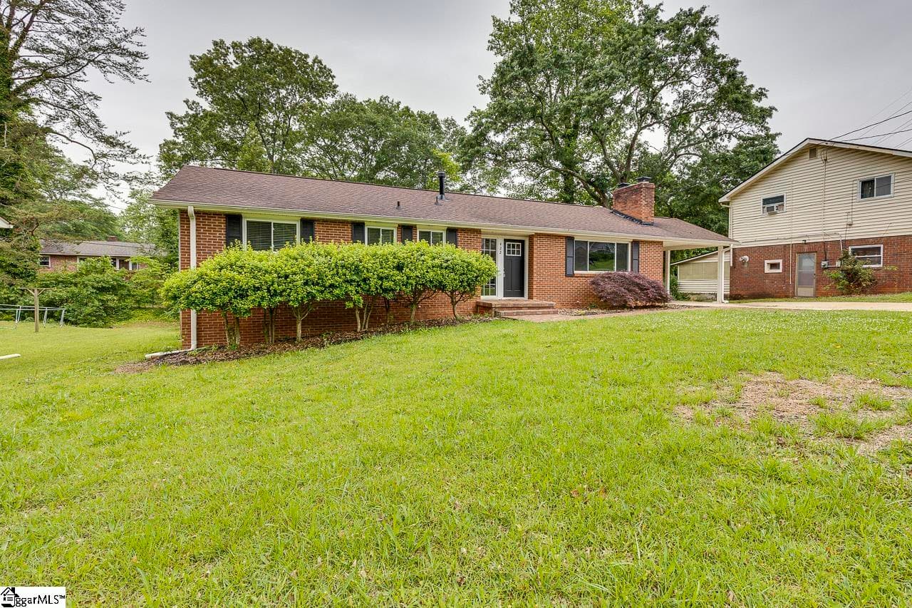 Property image 4 at 422 Fairmont Drive, Greenville, SC 29605