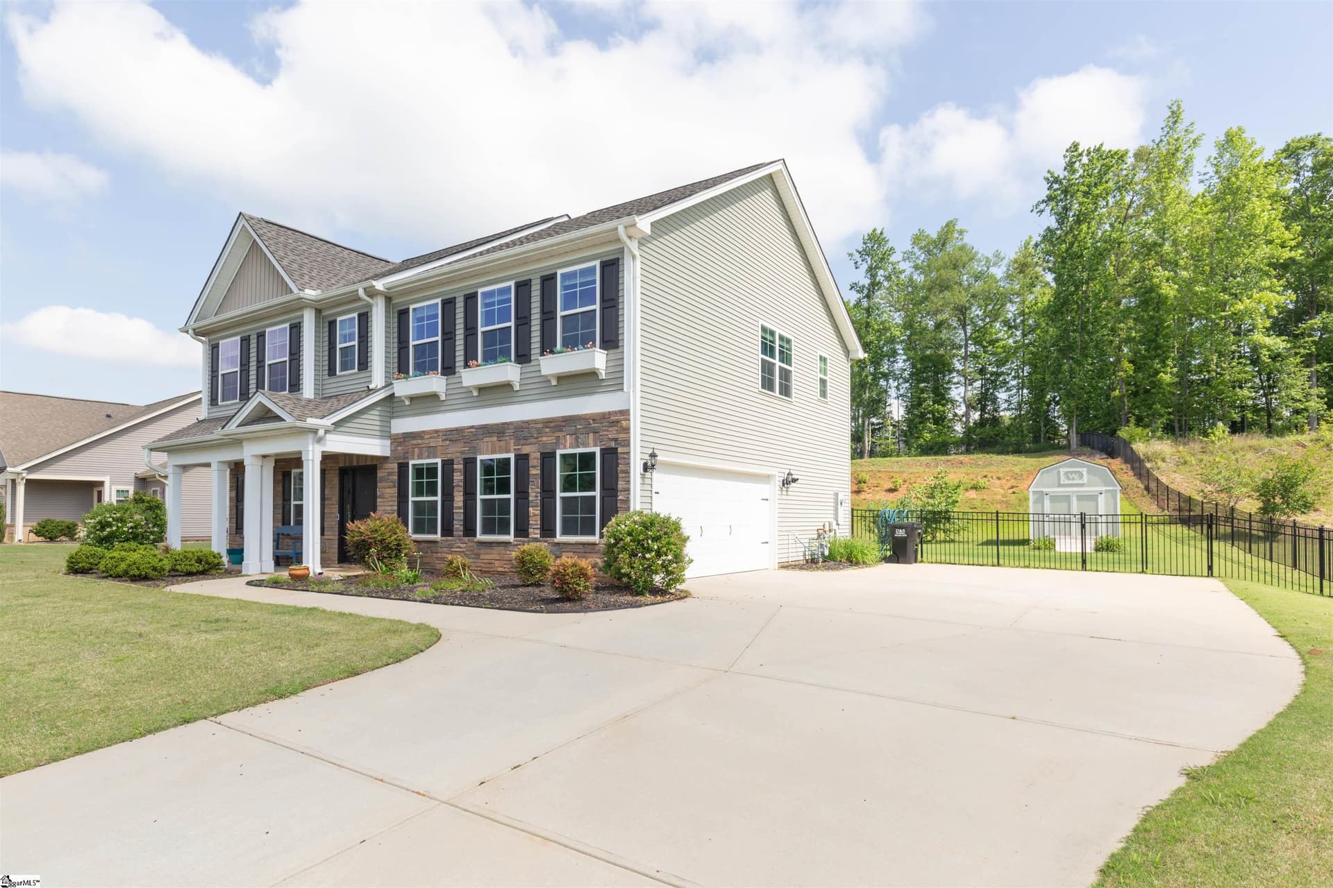 Property image 3 at 110 Avendell Drive, Easley, SC 29642