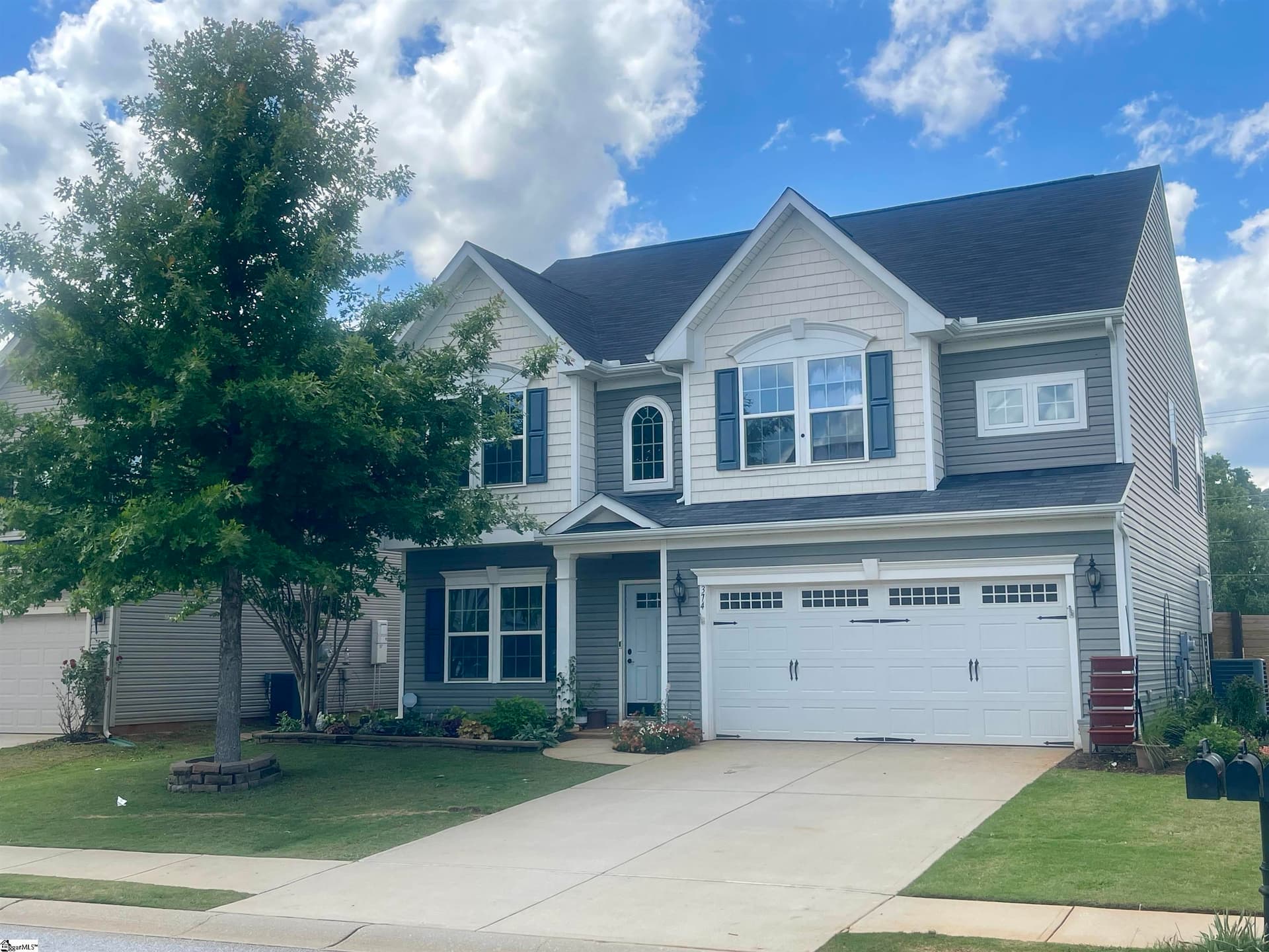 Franklin Pointe, Greer Community