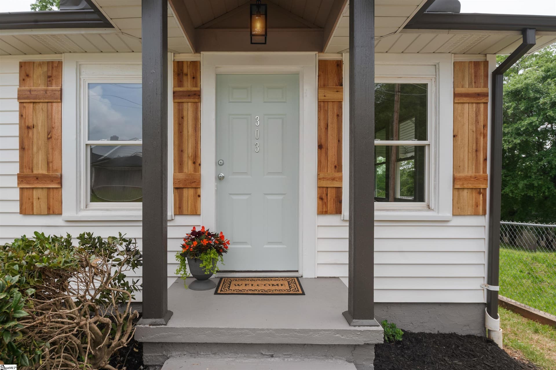 Property image 3 at 303 Gilliland Avenue, Easley, SC 29640