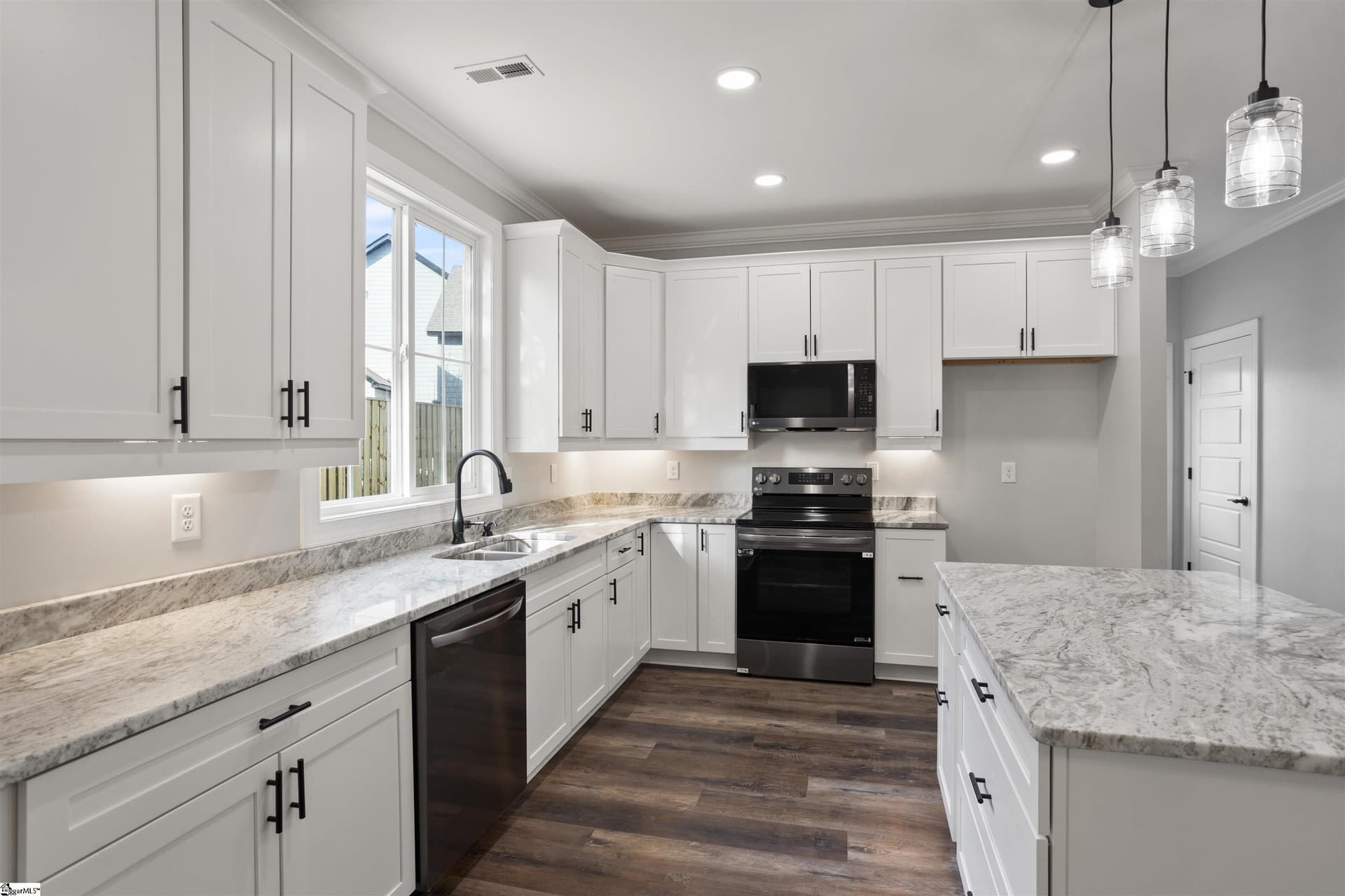 Property image 2 at 401 Old Augusta Road, Greenville, SC 29605