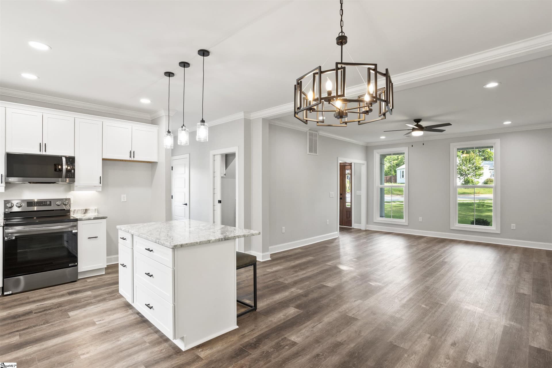 Property image 3 at 401 Old Augusta Road, Greenville, SC 29605