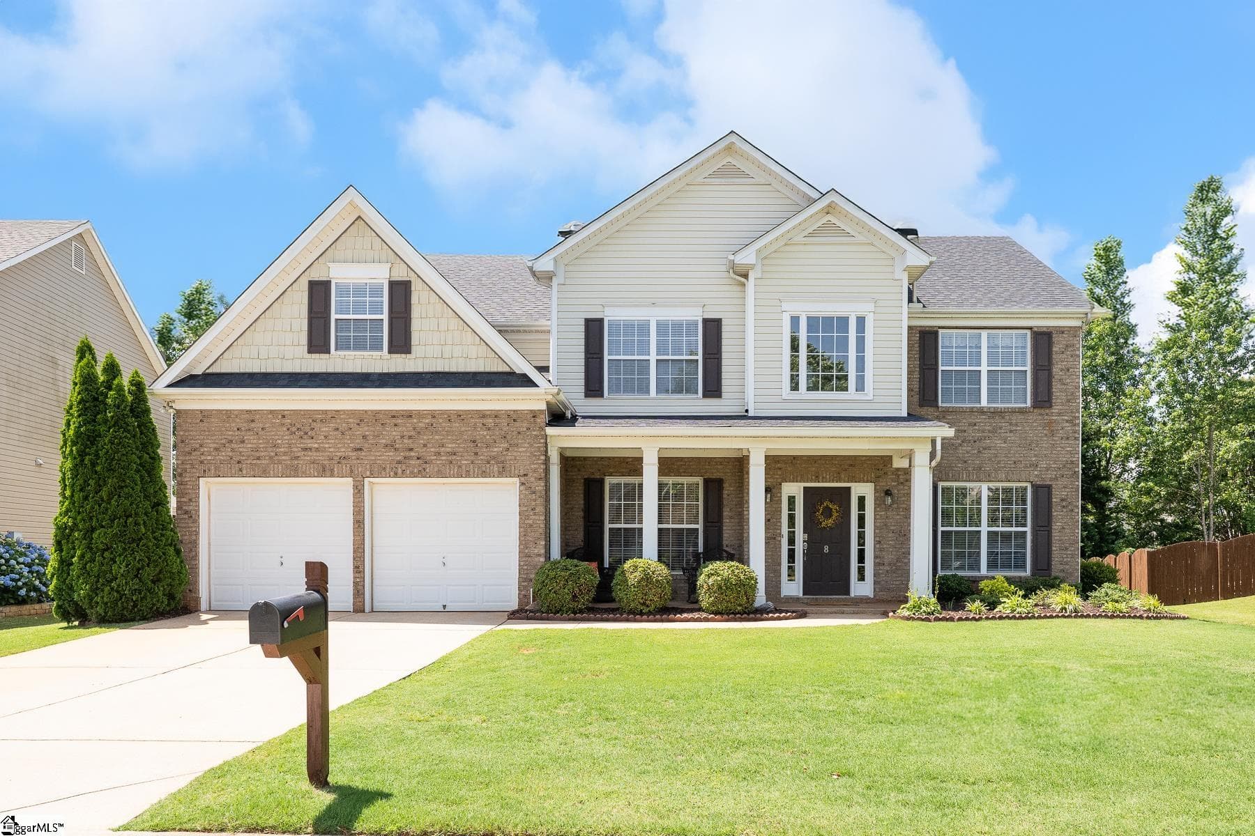 8 Woodsmoke Court