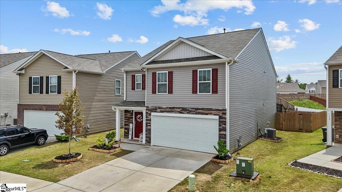 Property image 2 at 145 Bailing Drive, Easley, SC 29640
