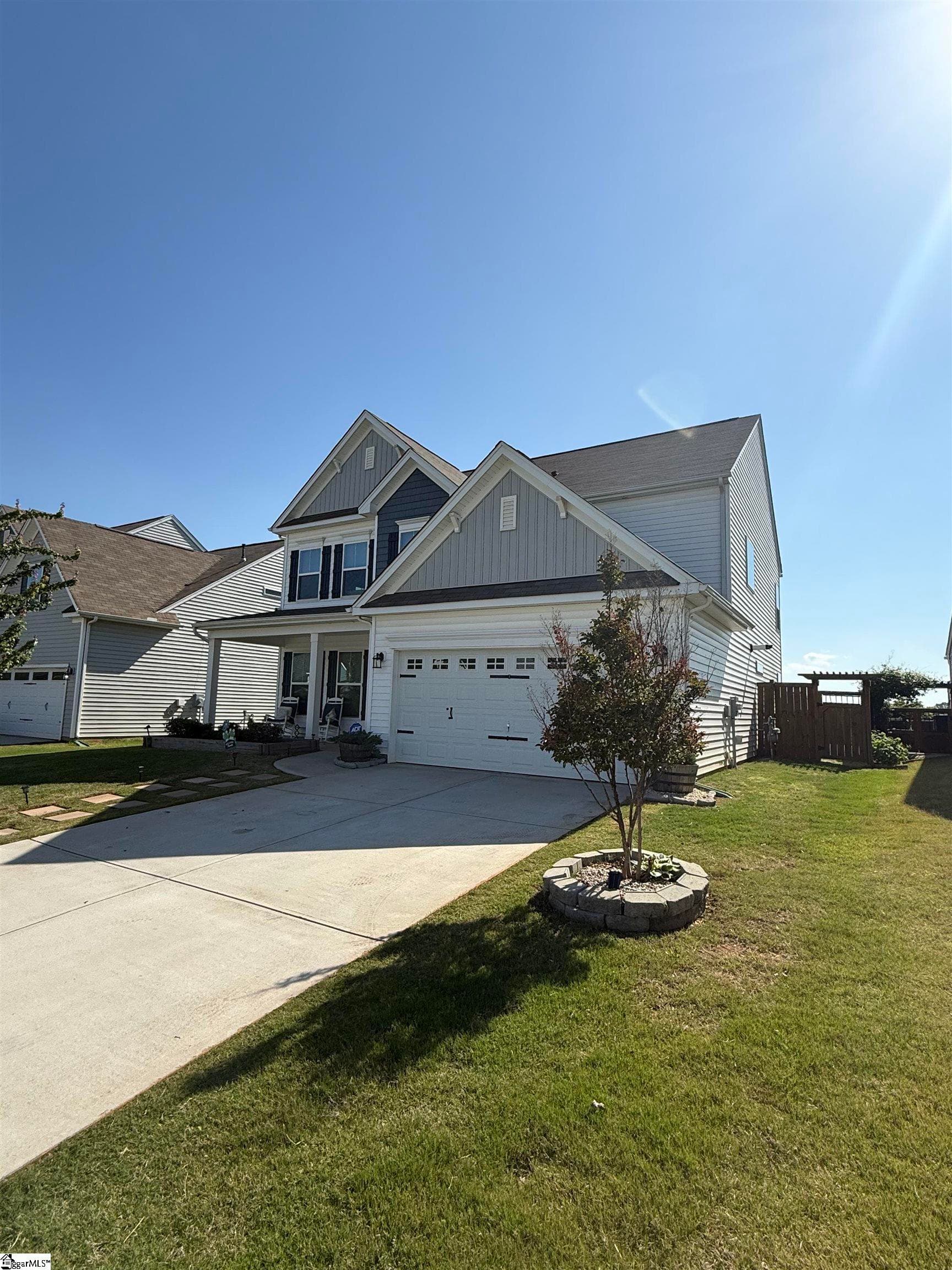 Property image 3 at 717 Pollyanna Drive, Greenville, SC 29605