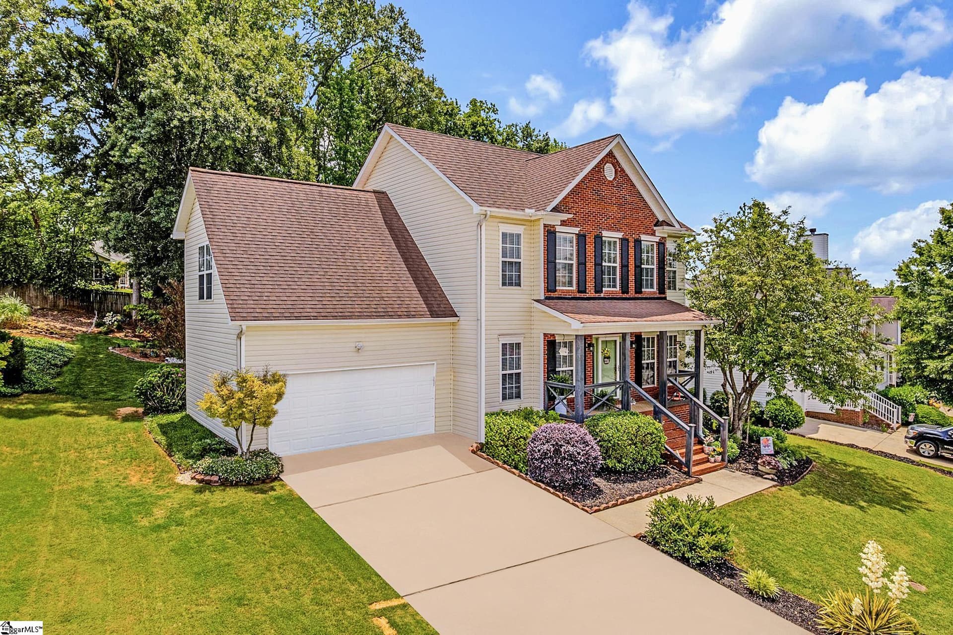 Property image 2 at 5 Catbriar Drive, Simpsonville, SC 29680