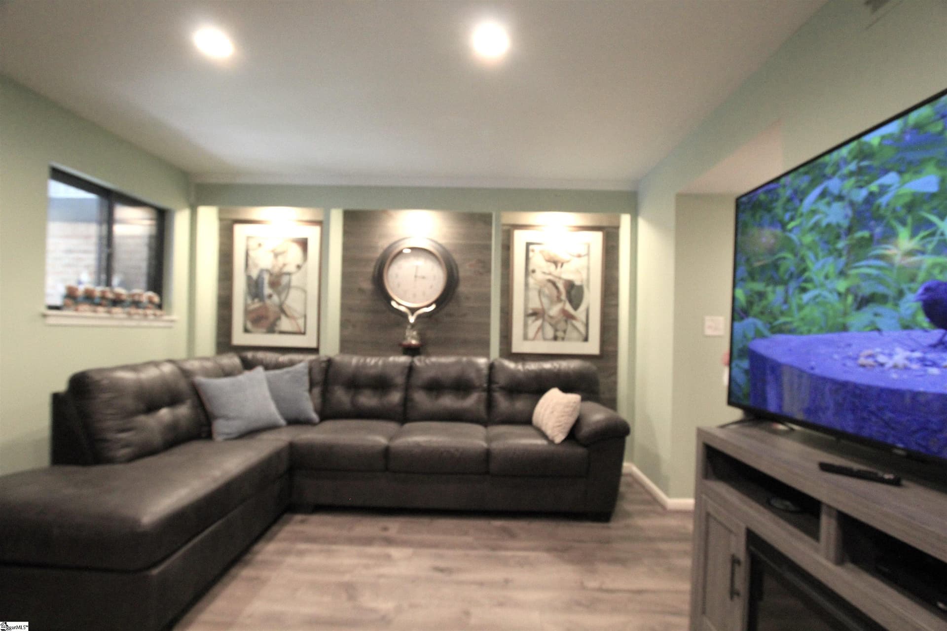 111 Briarview Circle