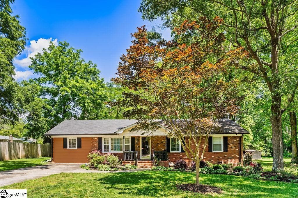 3 Creighton Court