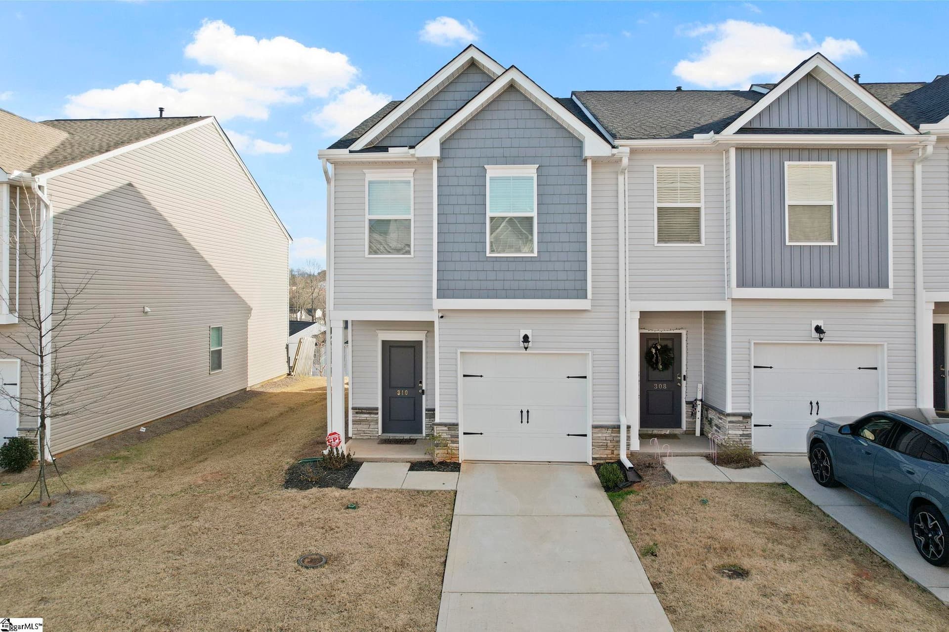Parkland Townes, Greenville Community