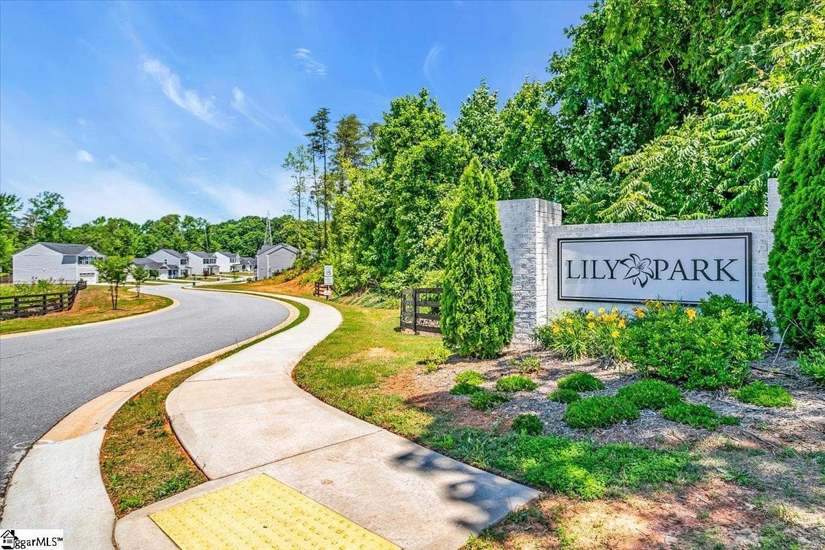 Property image 2 at 104 Timothy Place, Easley, SC 29642