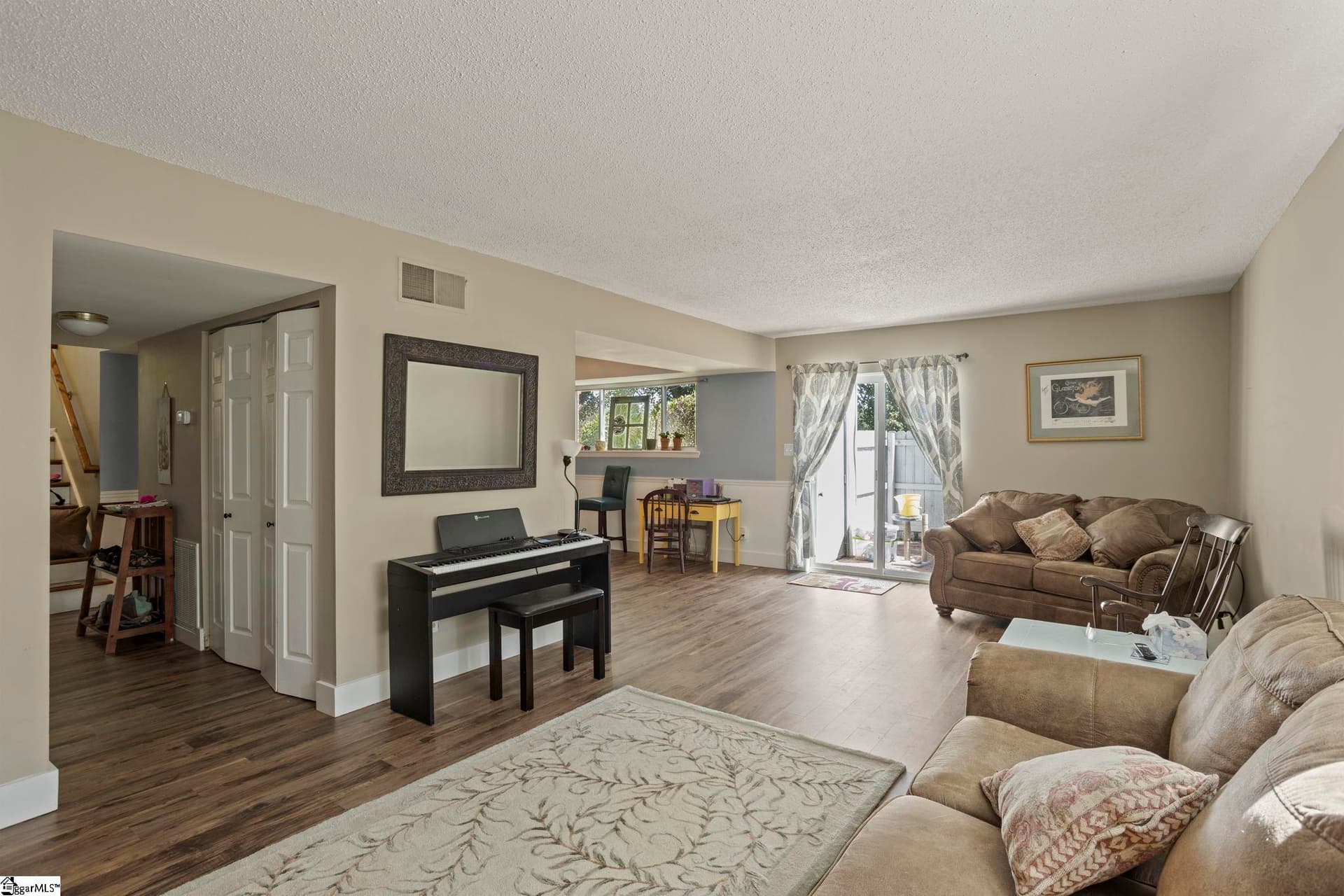 Property image 3 at 1 Briarcreek Place, Greenville, SC 29615
