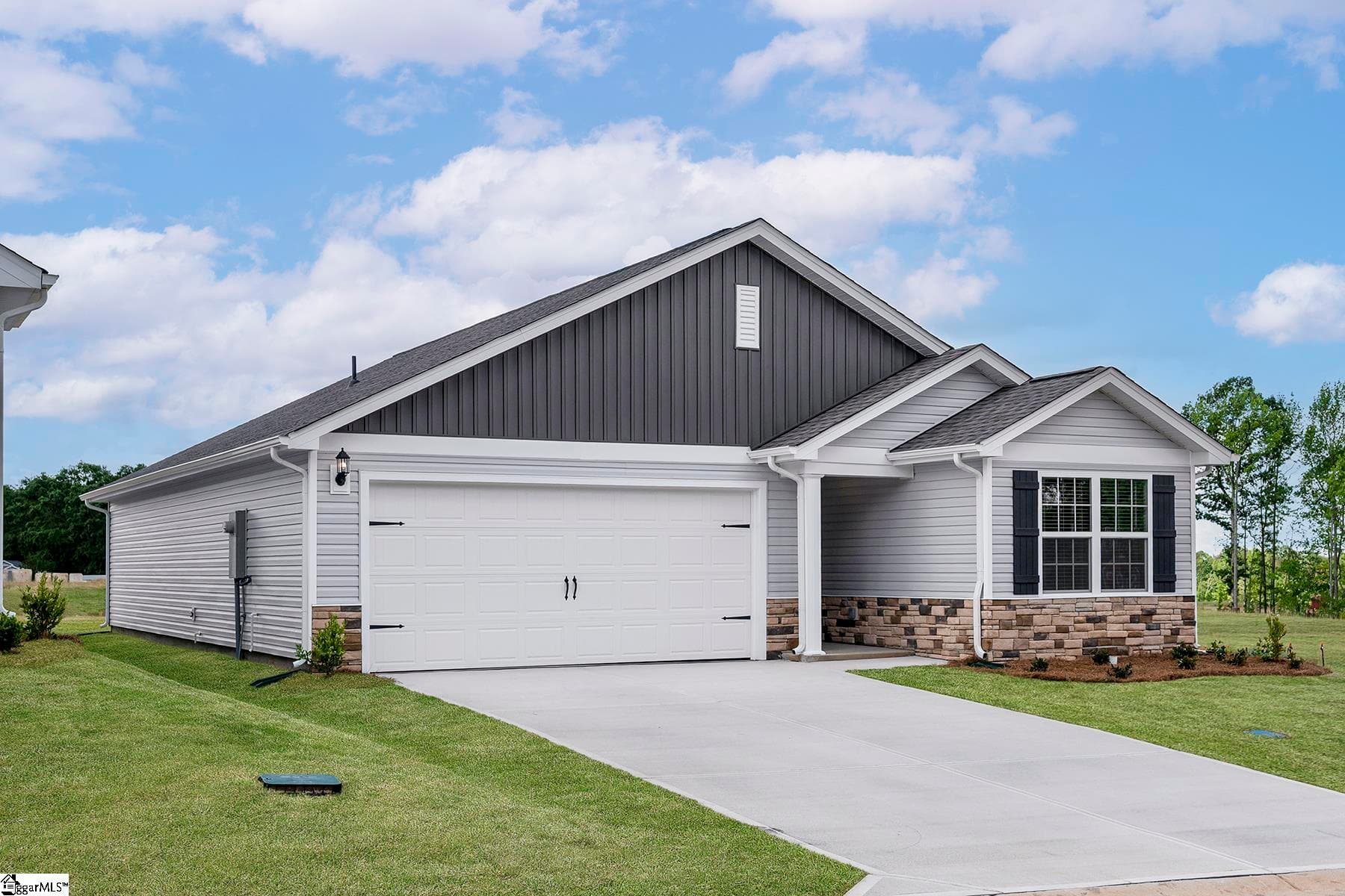 Property image 2 at 1225 Crested Iris Street, Moore, SC 29369