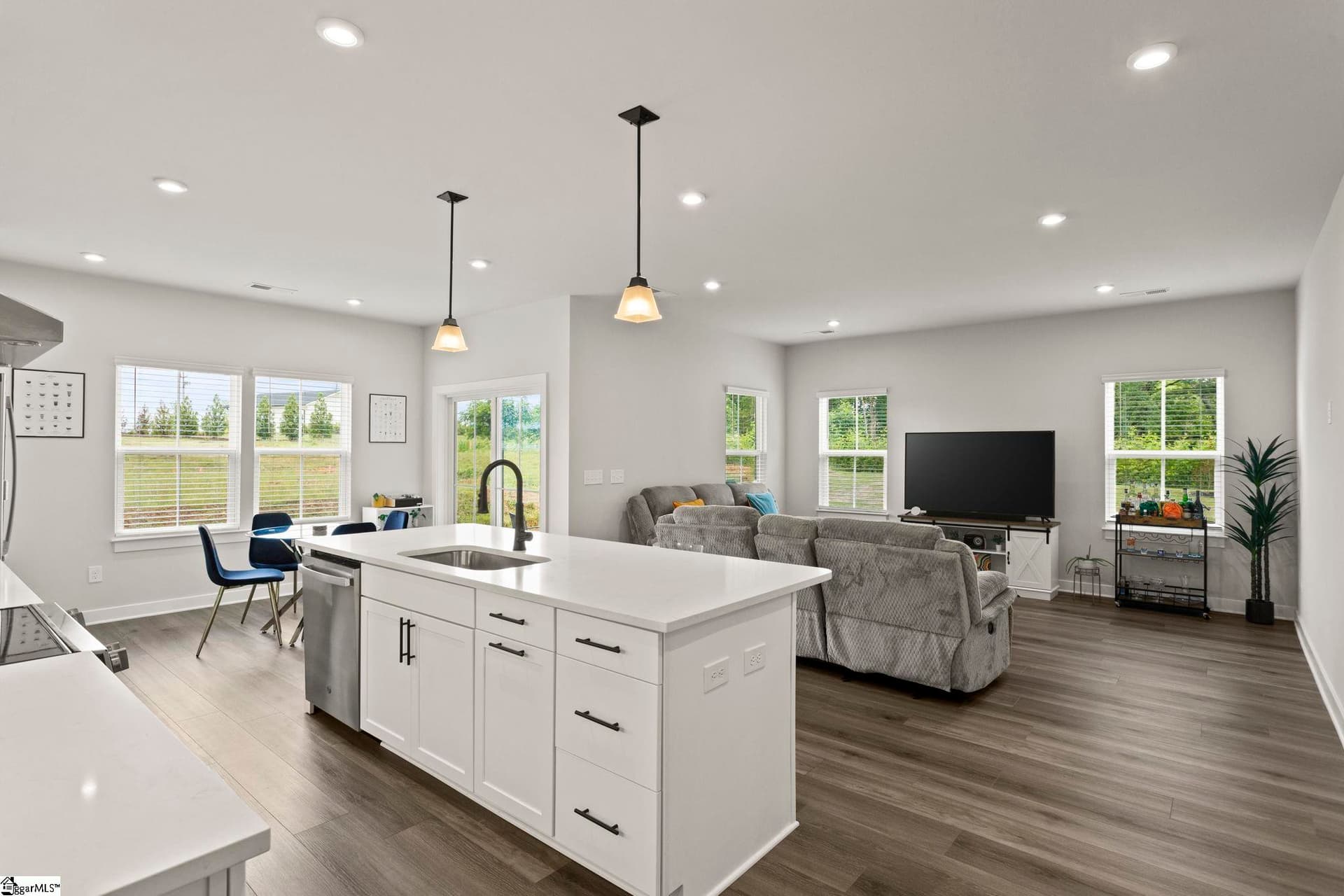 Property image 3 at 721 Vestrella Road, Greenville, SC 29605