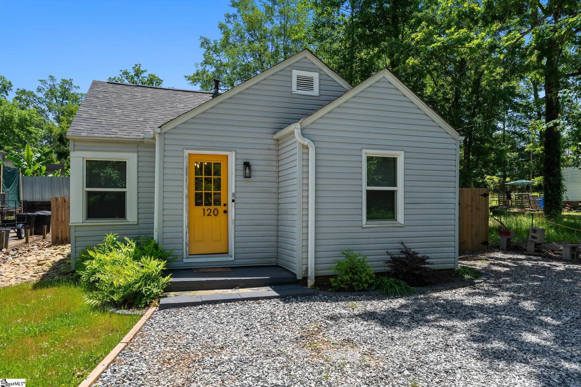 San Souci Heights, Greenville Community