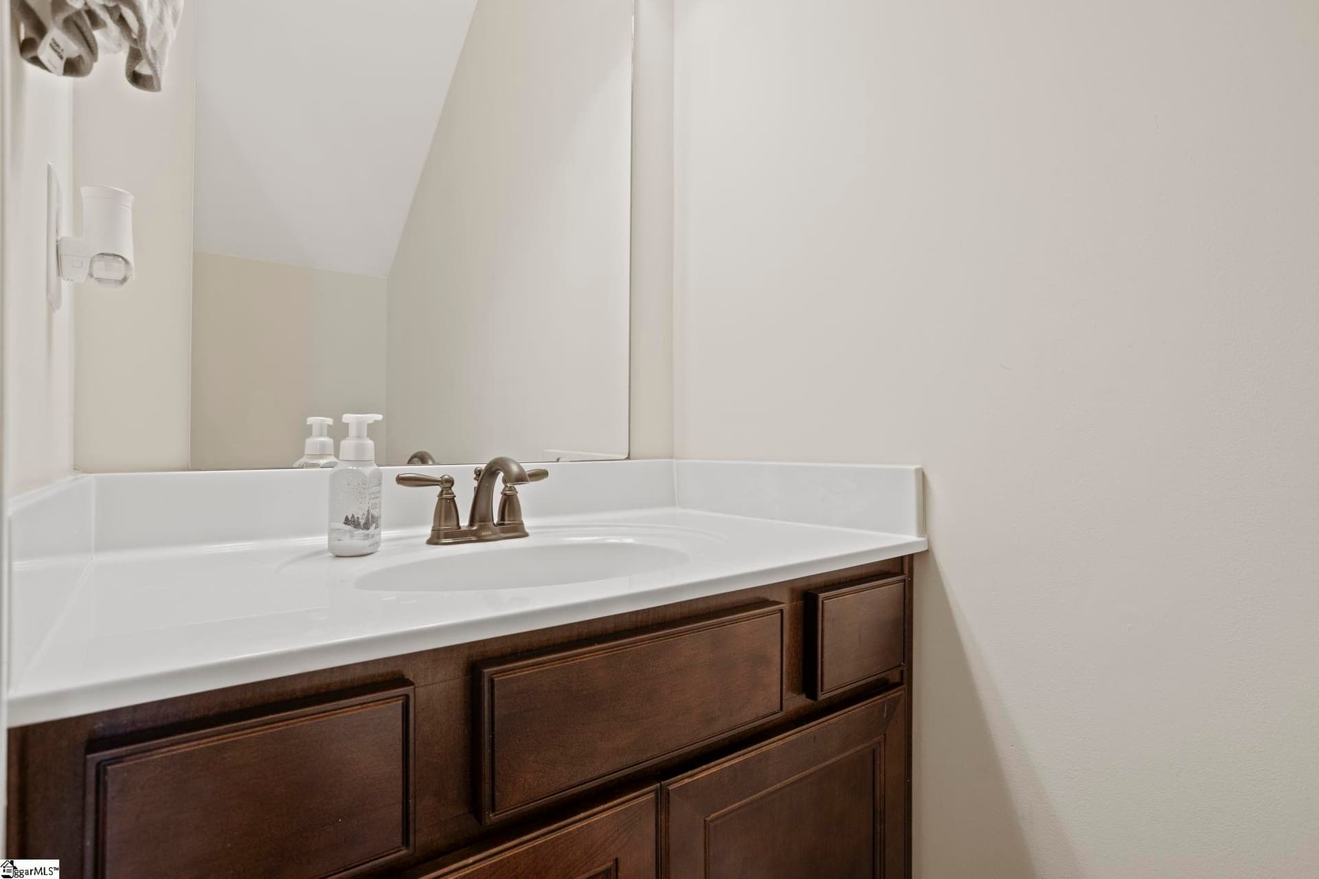 Property image 4 at 17 Penrith Court, Simpsonville, SC 29681