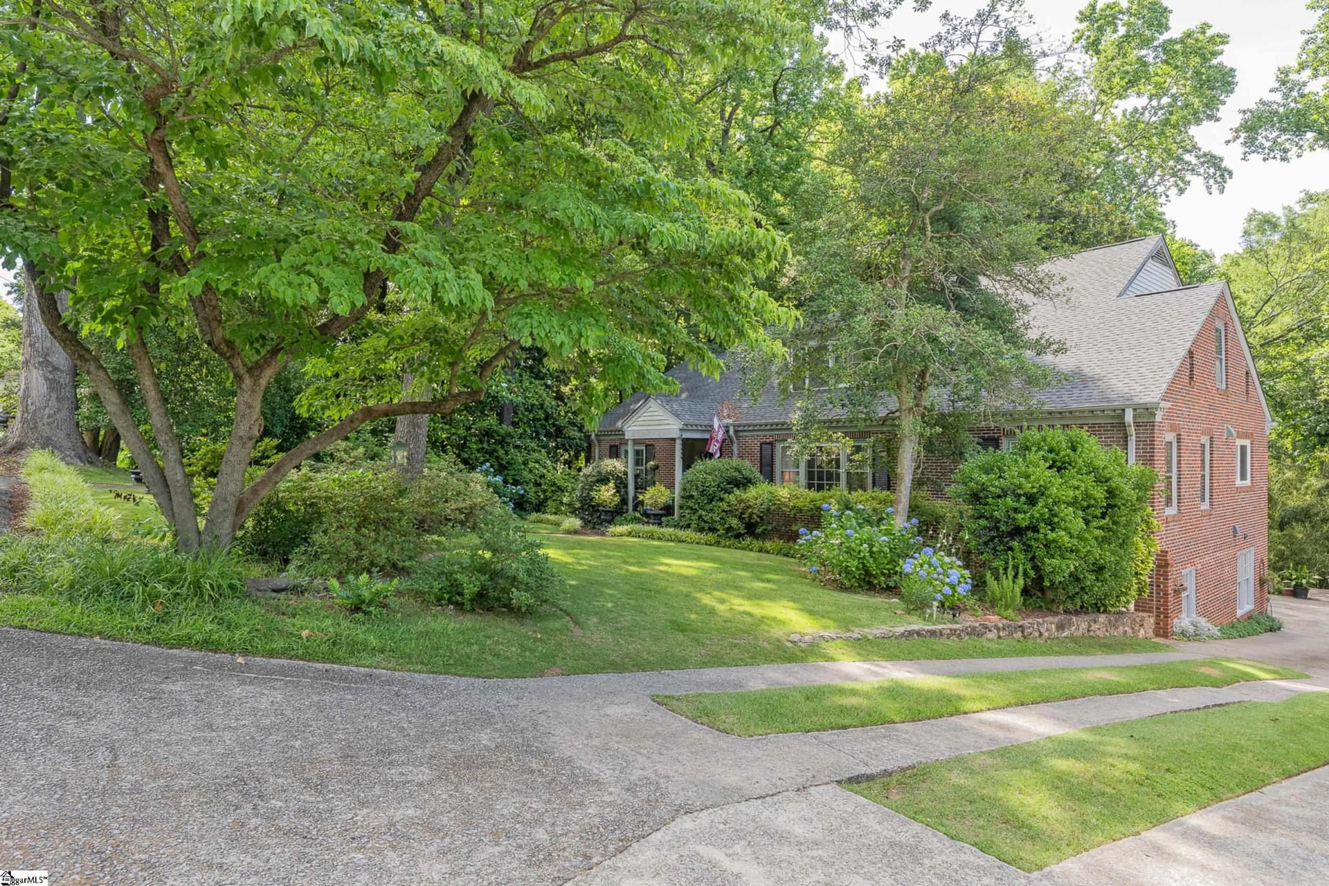 Property image 3 at 361 Riverside Drive, Greenville, SC 29601