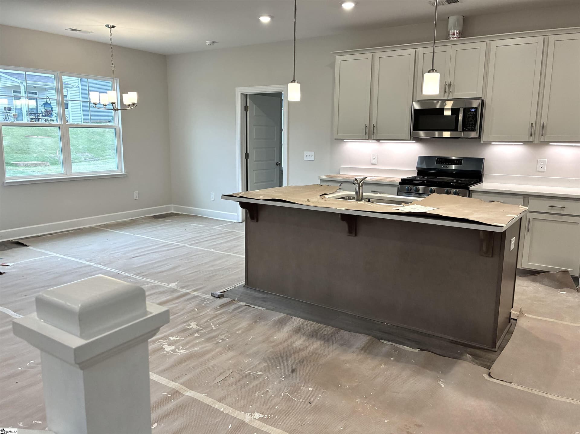 Property image 3 at 213 Fenner Place, Greenville, SC 29607