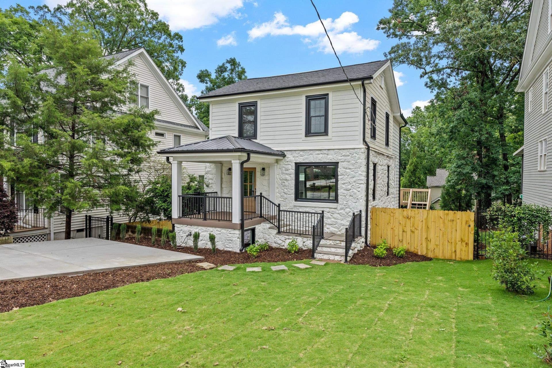 Property image 2 at 28 Douglas Drive, Greenville, SC 29605