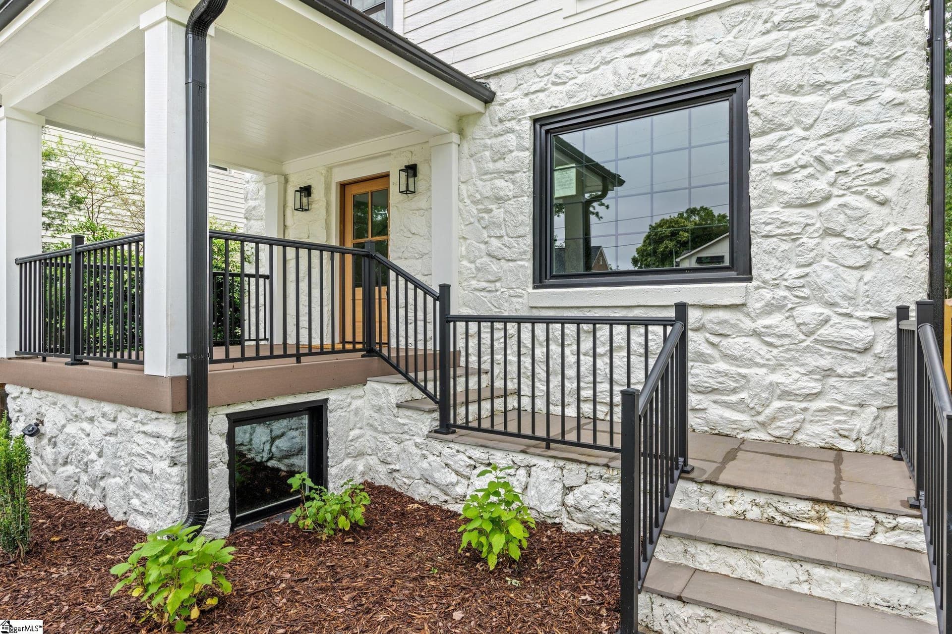 Property image 4 at 28 Douglas Drive, Greenville, SC 29605