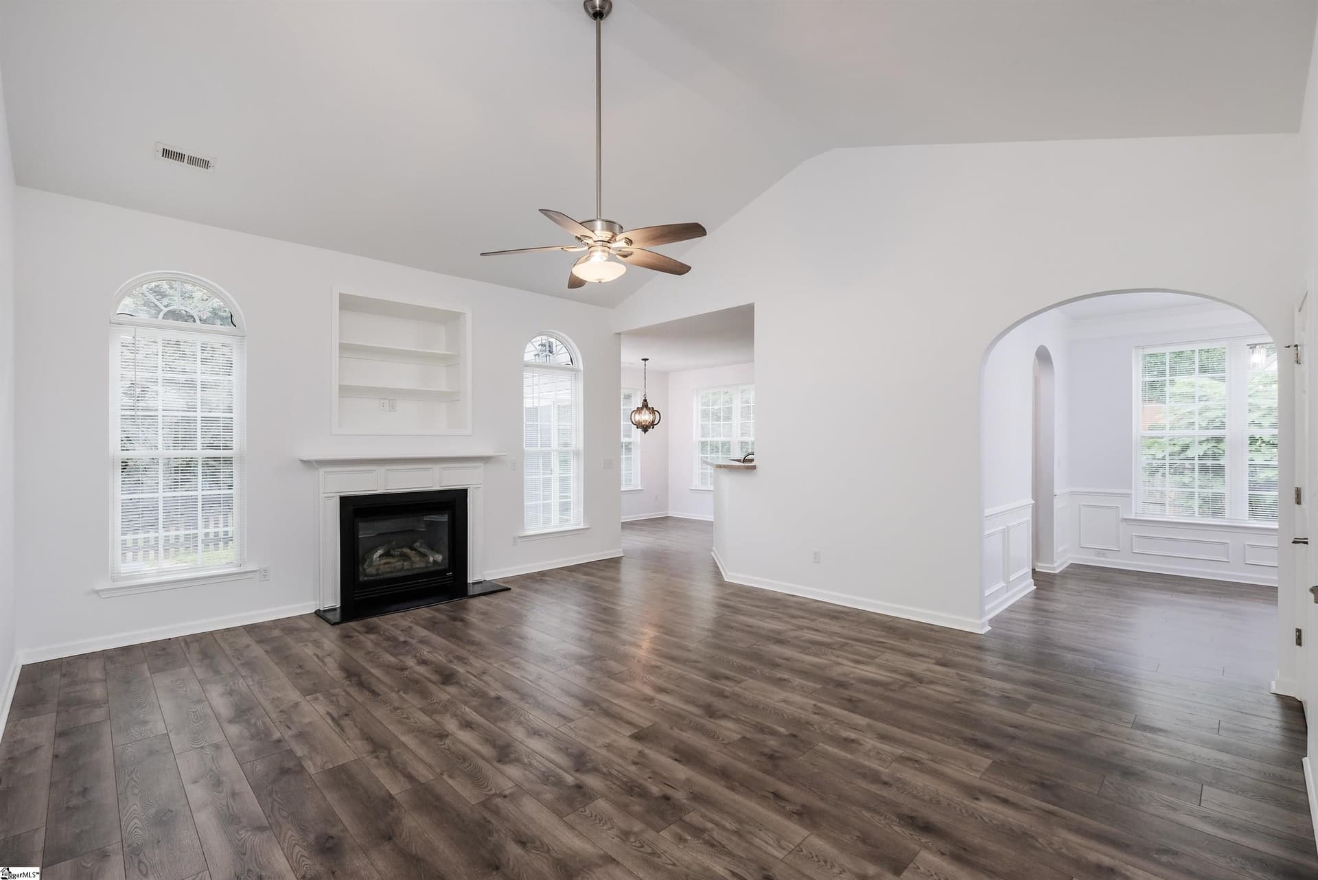 Property image 3 at 16 Glenbow Court, Simpsonville, SC 29680