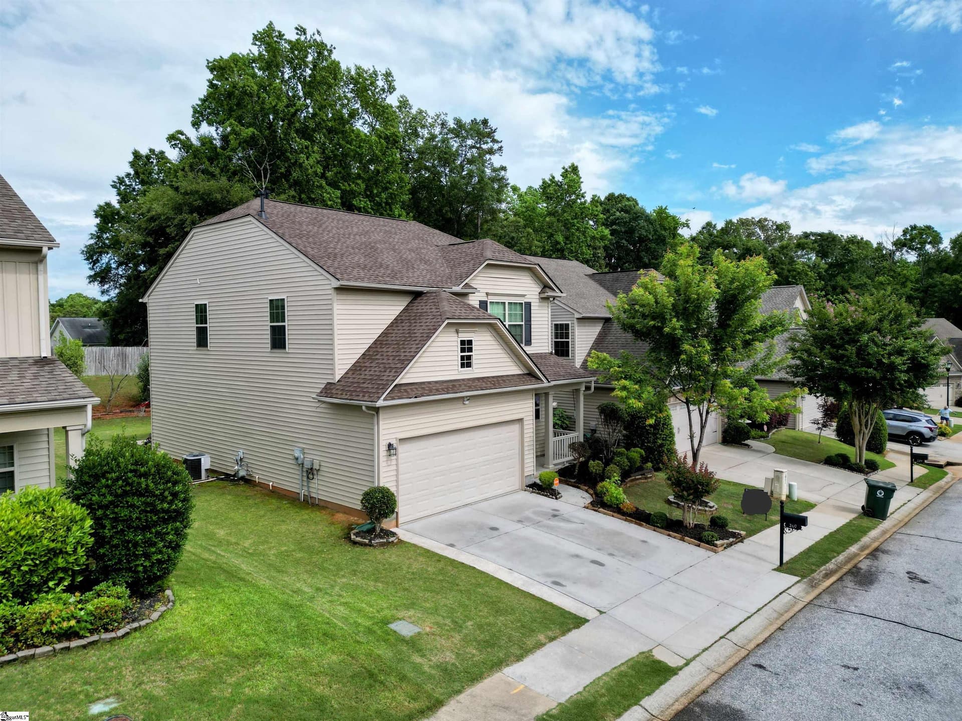 Villages at Windsor, Simpsonville Community