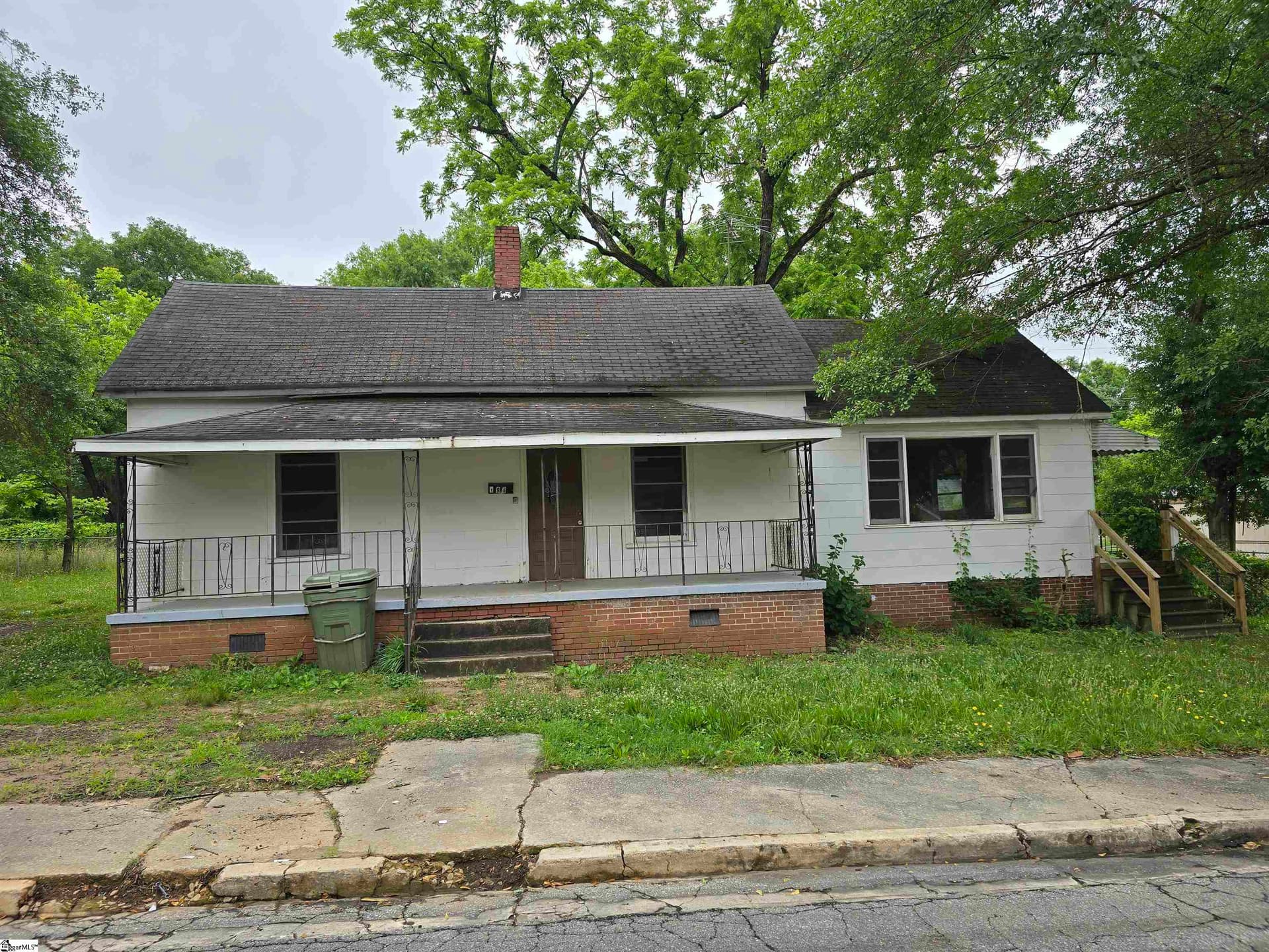 196 Poplar Street