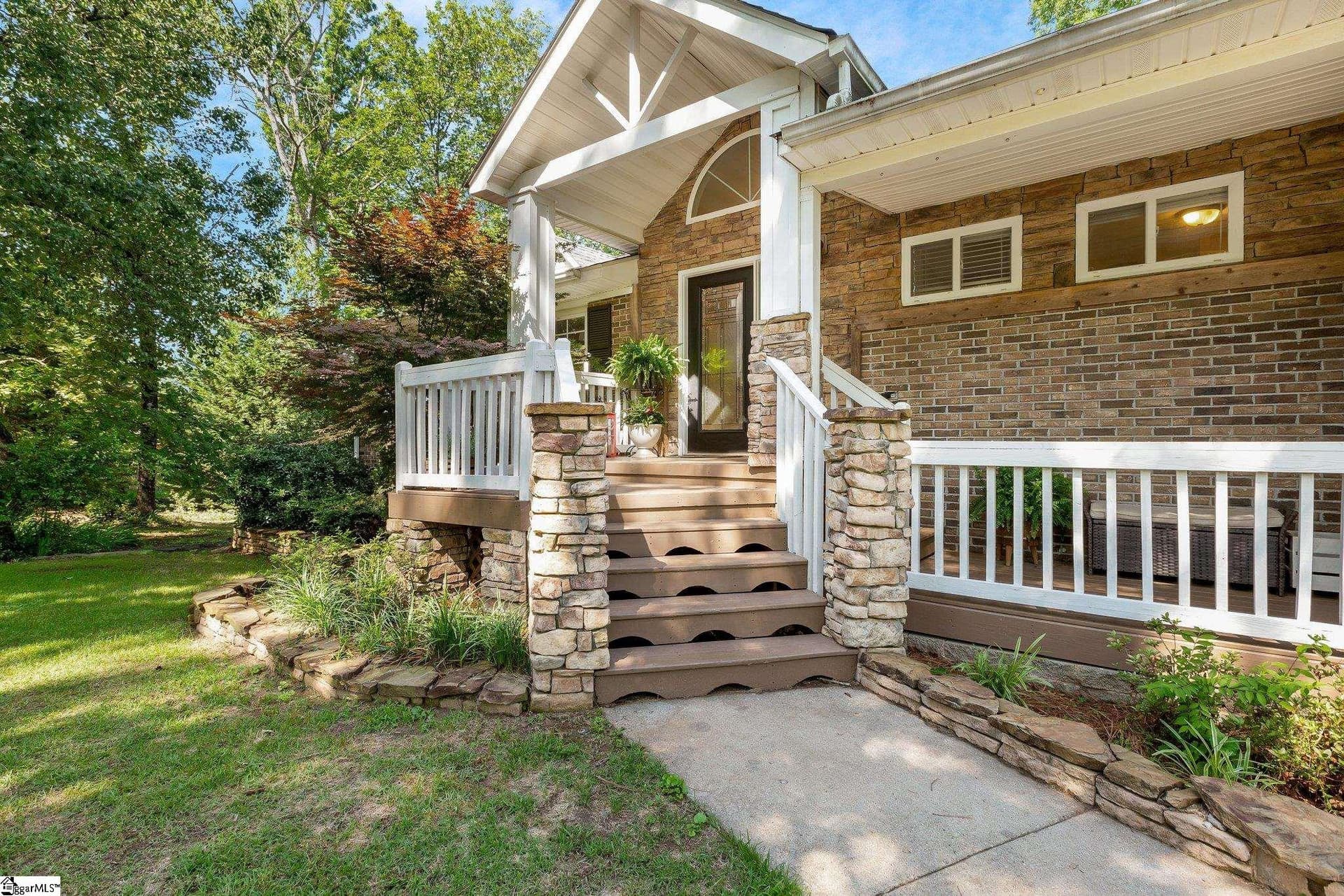 Property image 3 at 6001 N Mt Vernon Drive, Seneca, SC 29672