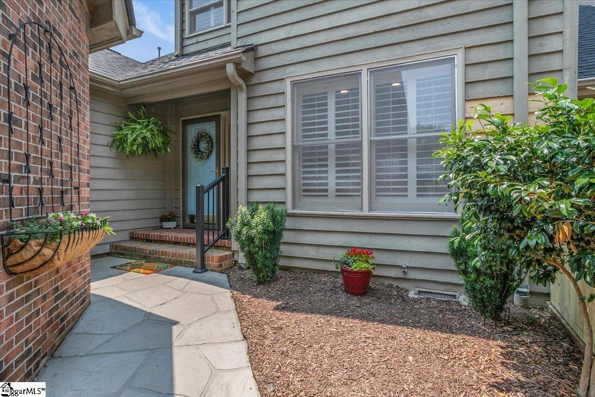 Property image 2 at 103 Hunters Way, Greenville, SC 29617