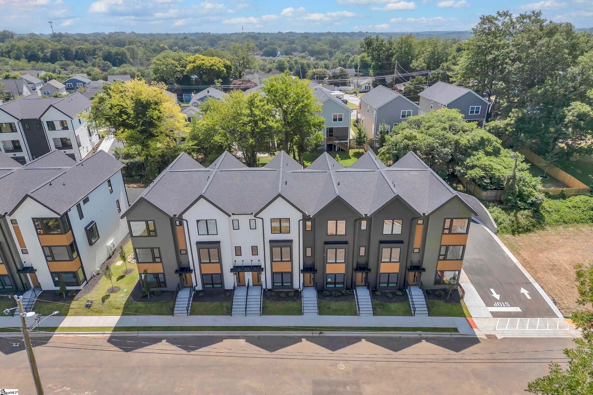 Property image 3 at 19 Conwell Street, Greenville, SC 29601