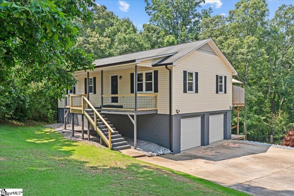 Property image 3 at 205 Partridge Court, Anderson, SC 29625