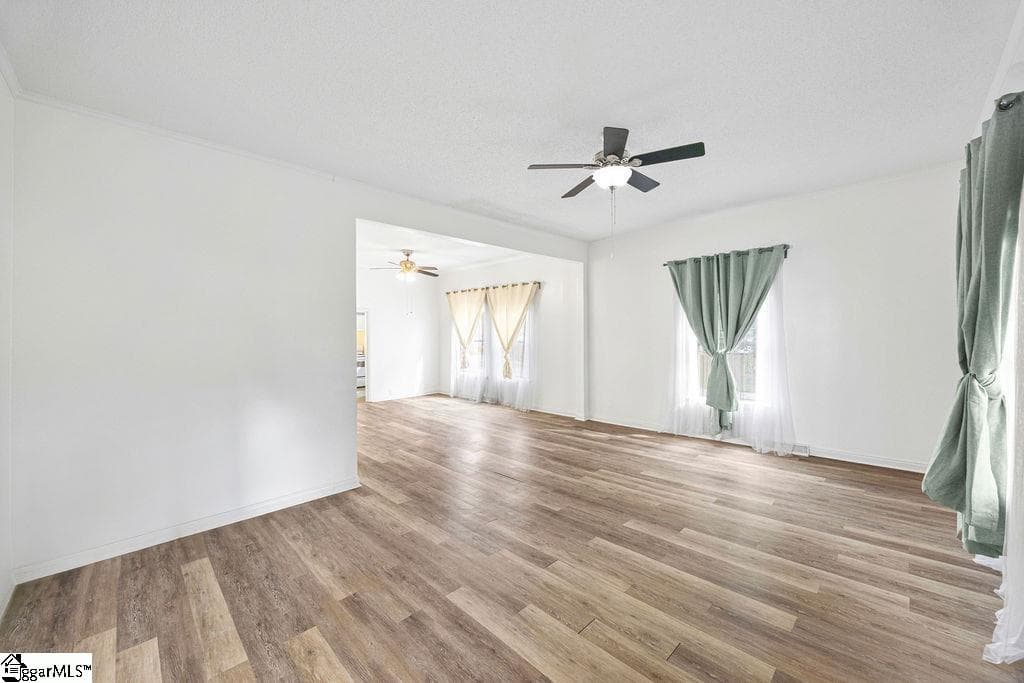 Property image 2 at 15 Blake Street, Greenville, SC 29605