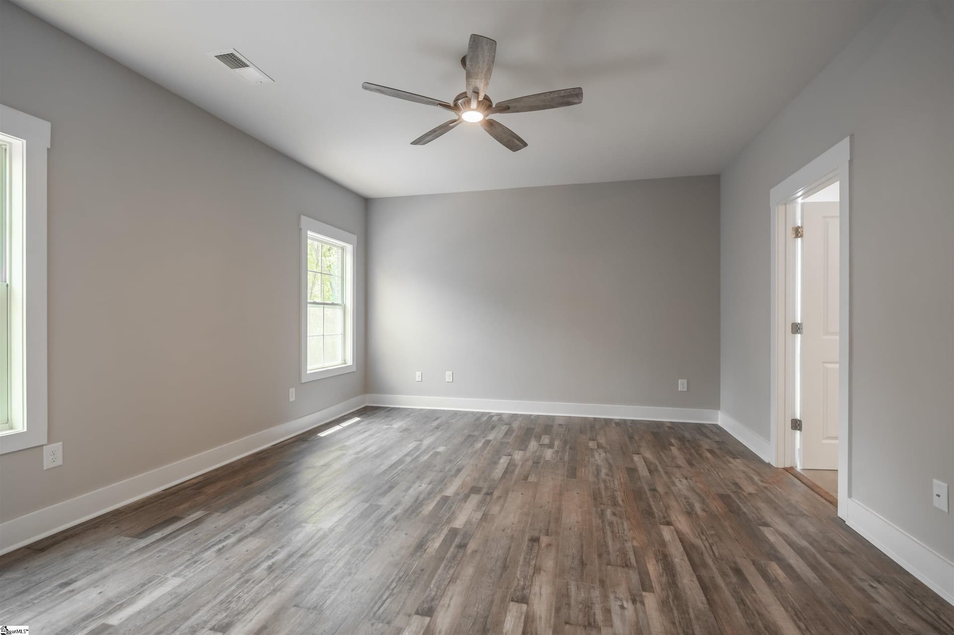 Property image 4 at 132 Willett Trail, Taylors, SC 29687